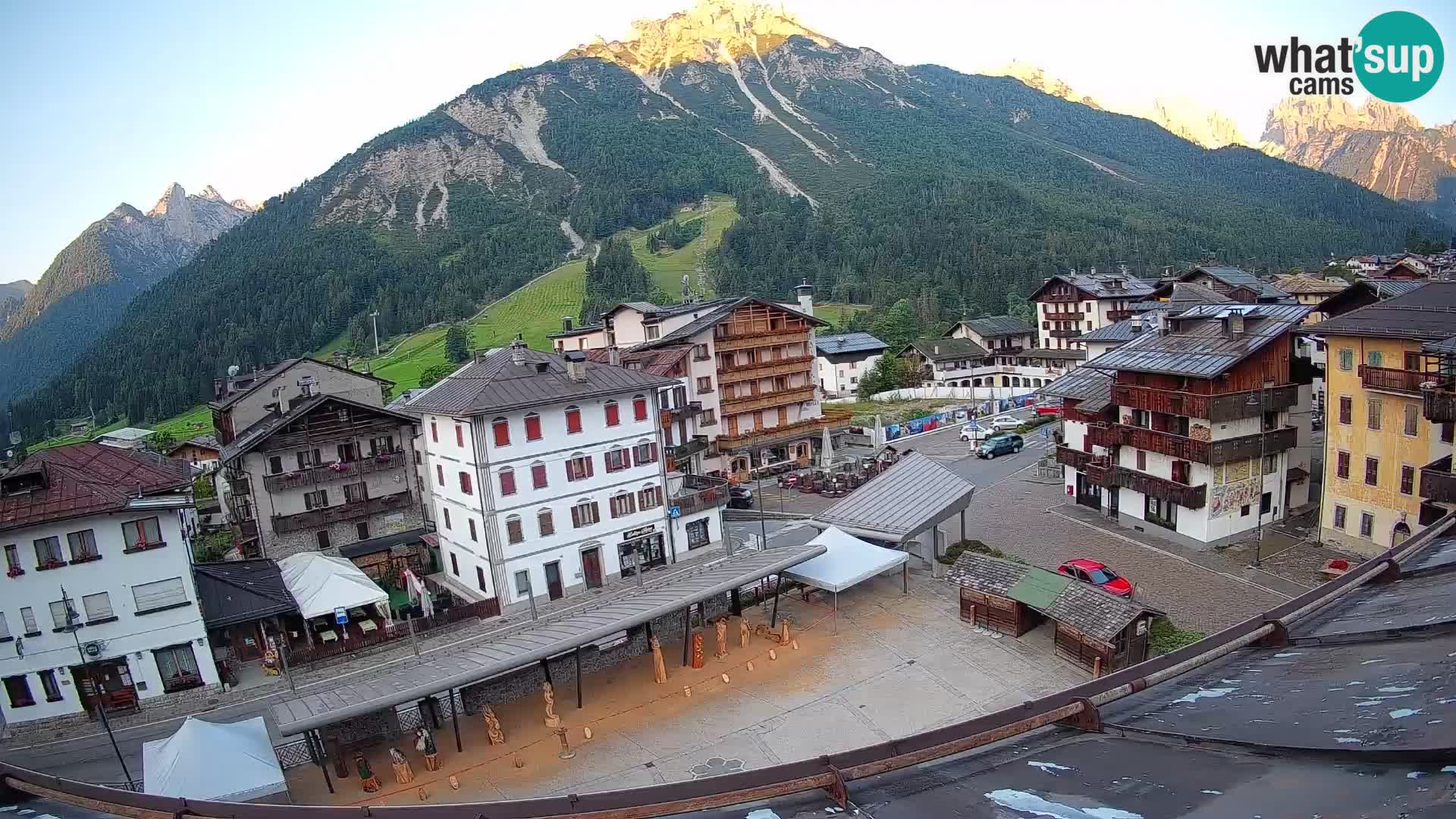 Hauptplatz von Forni di Sopra