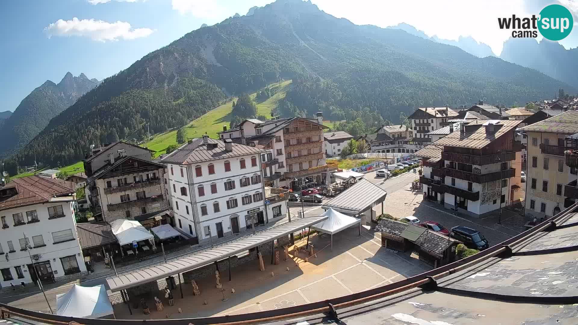 Hauptplatz von Forni di Sopra