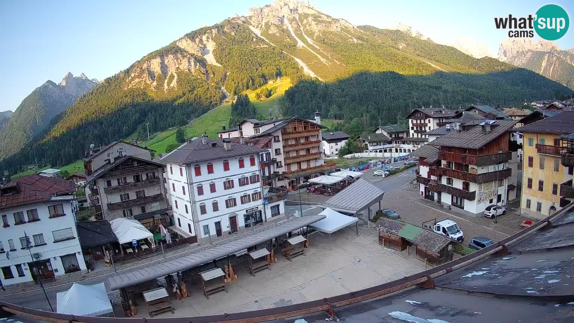 Hauptplatz von Forni di Sopra