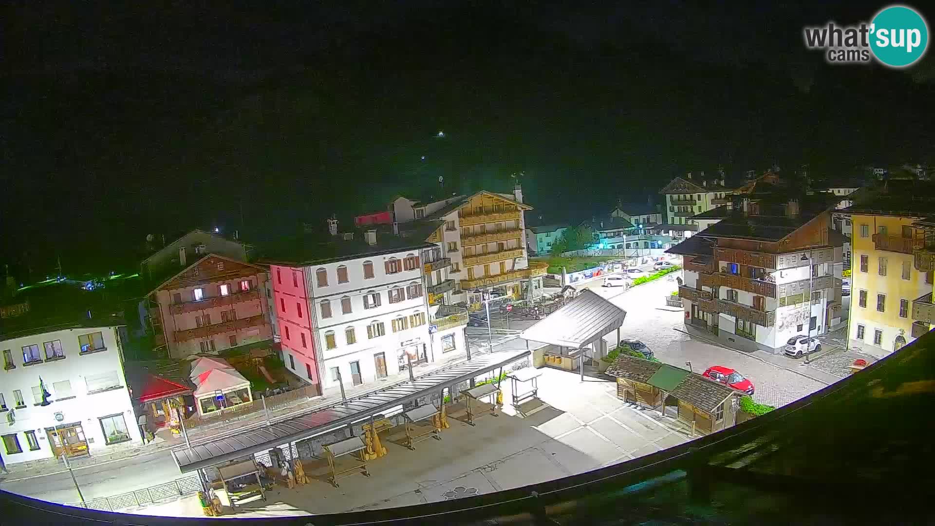 Hauptplatz von Forni di Sopra