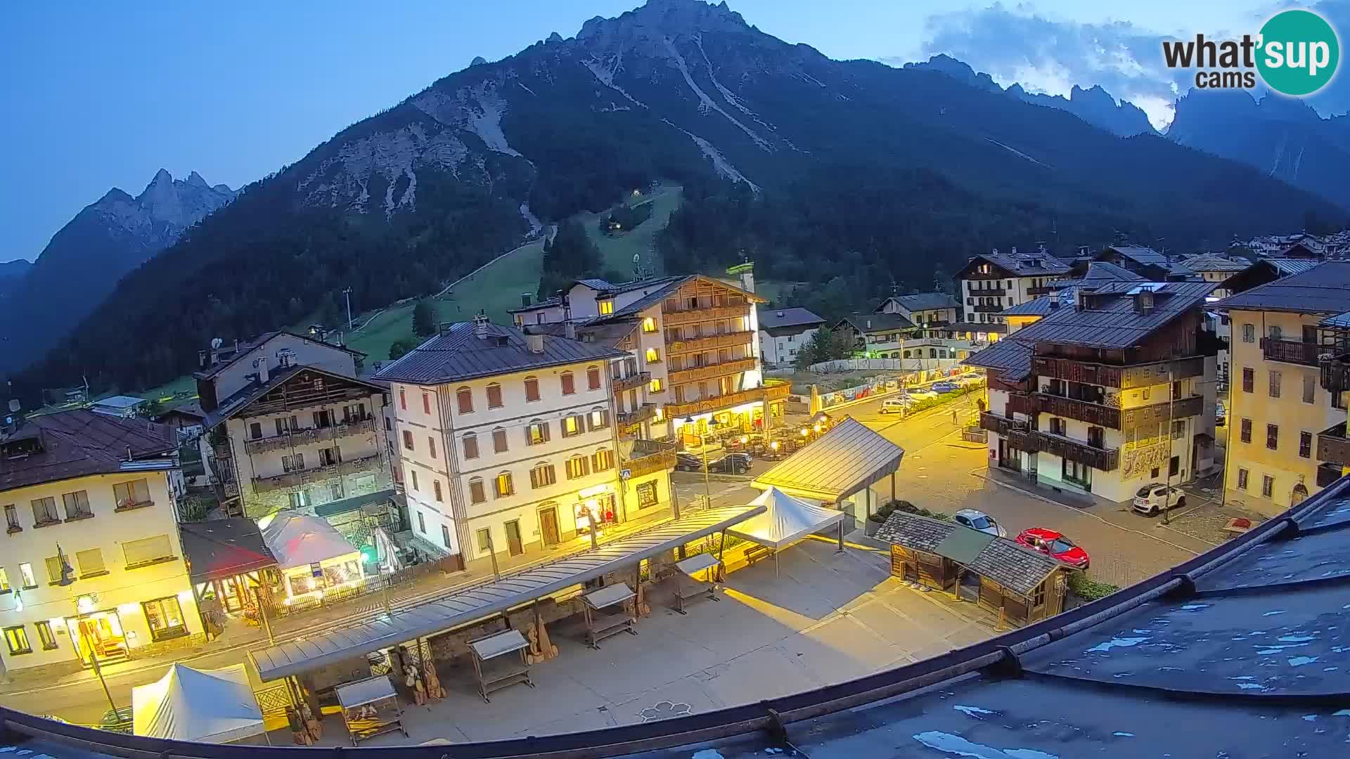 Hauptplatz von Forni di Sopra