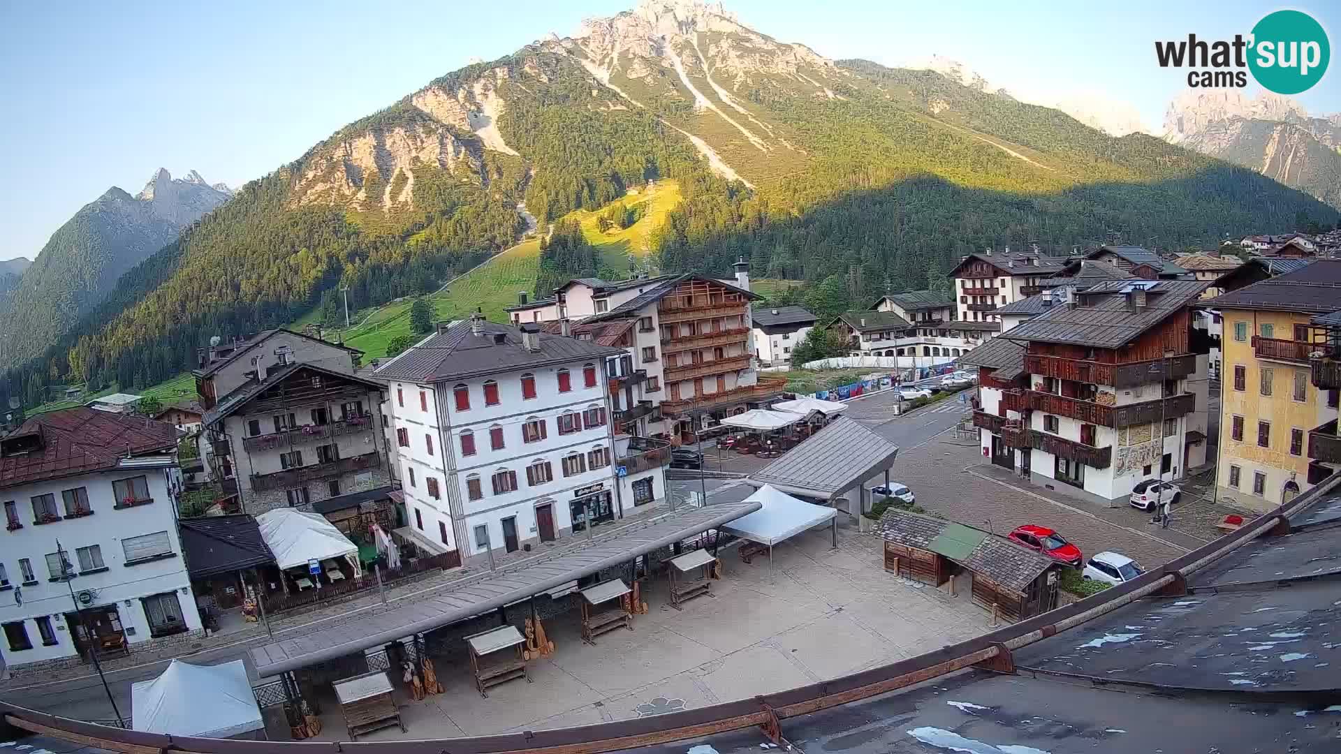 Hauptplatz von Forni di Sopra