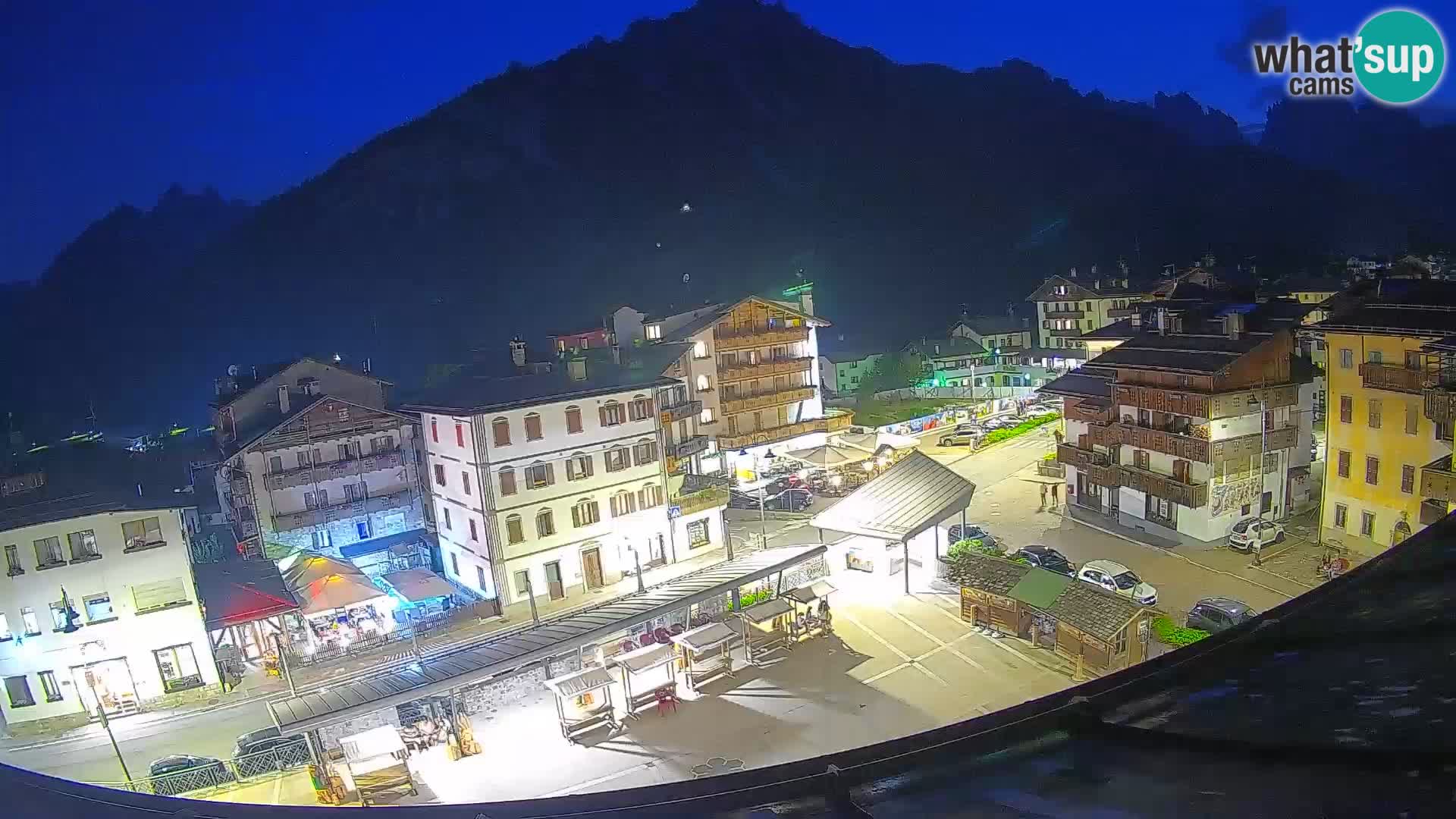Hauptplatz von Forni di Sopra