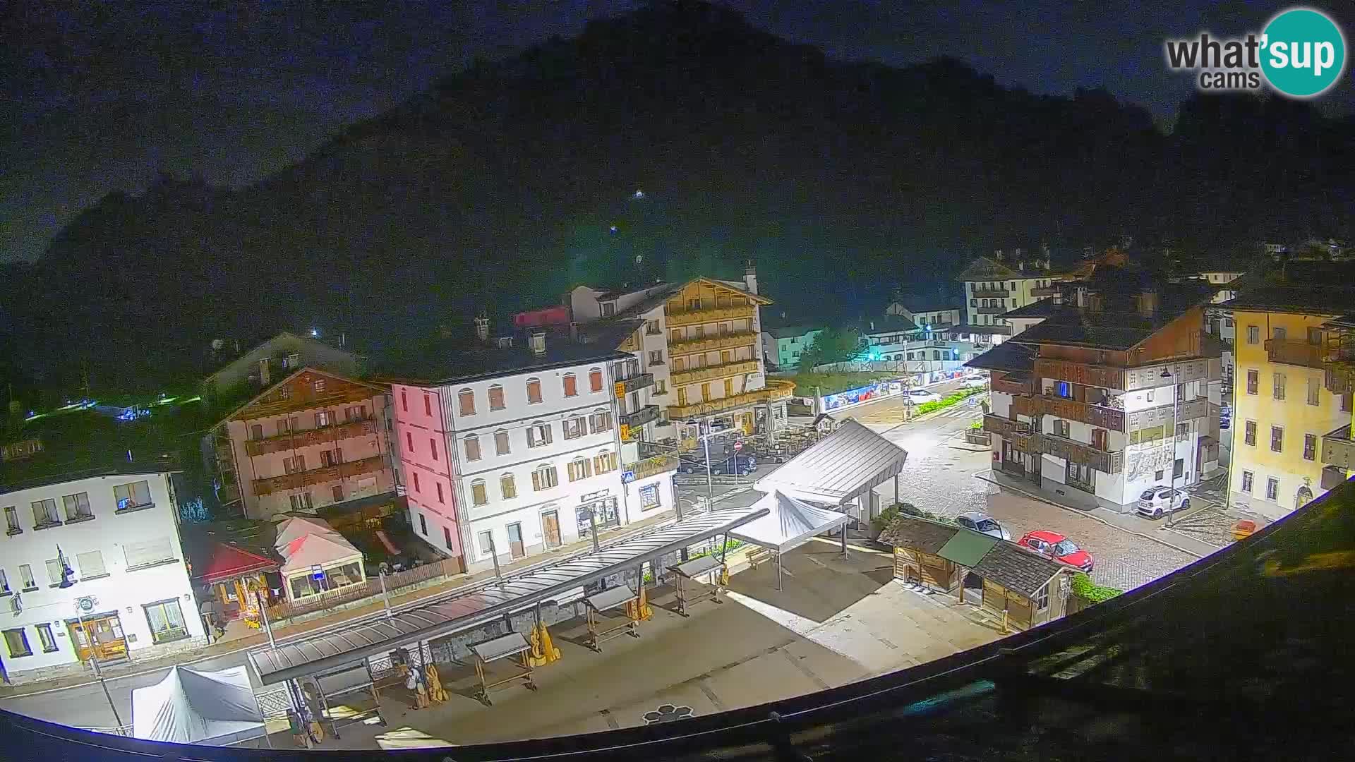 Hauptplatz von Forni di Sopra