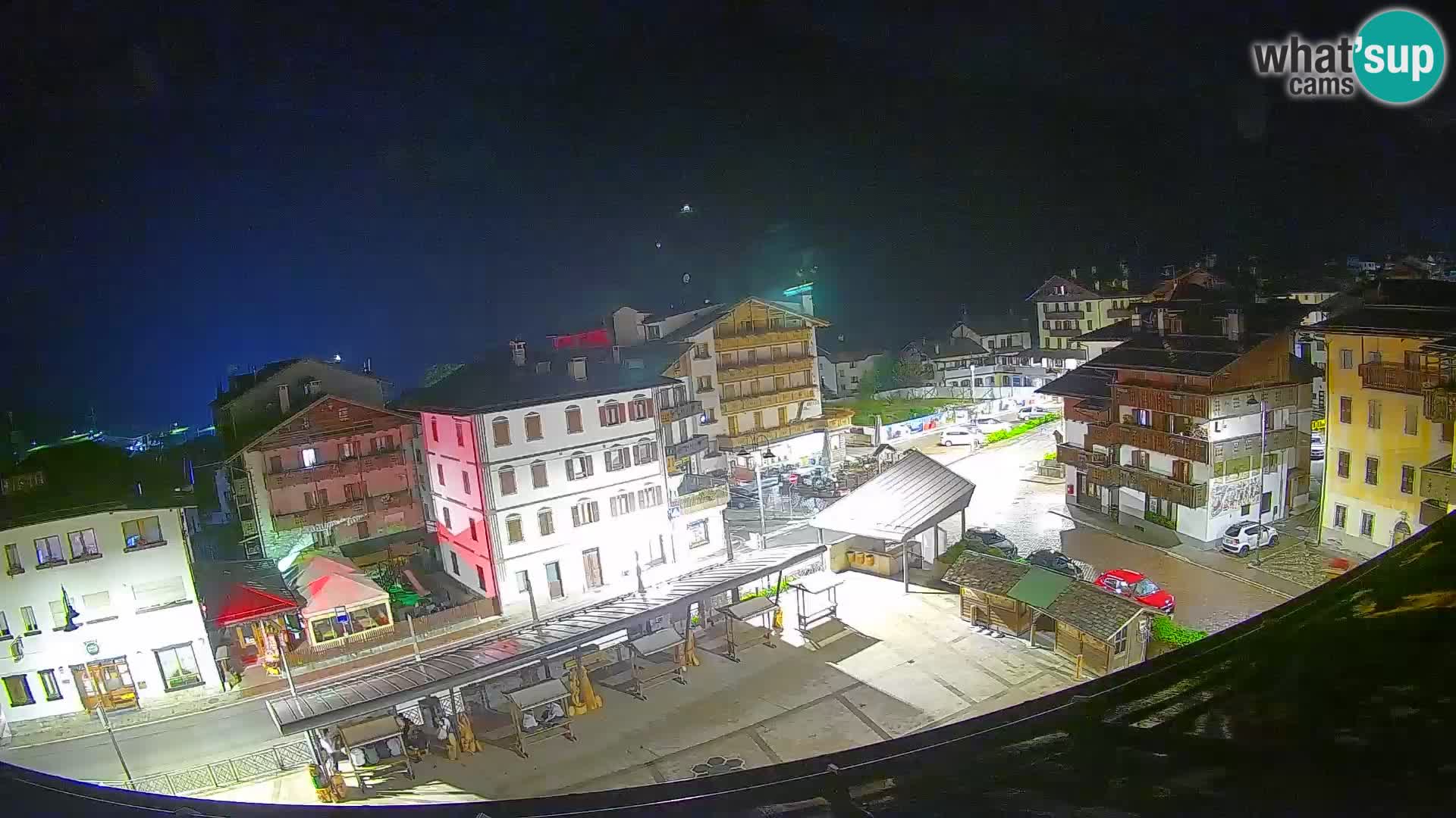 Hauptplatz von Forni di Sopra