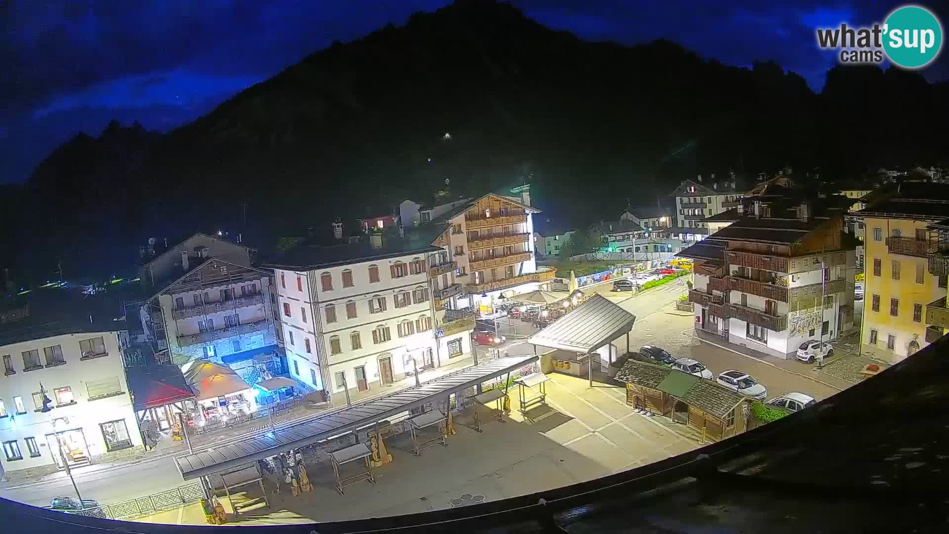 Hauptplatz von Forni di Sopra