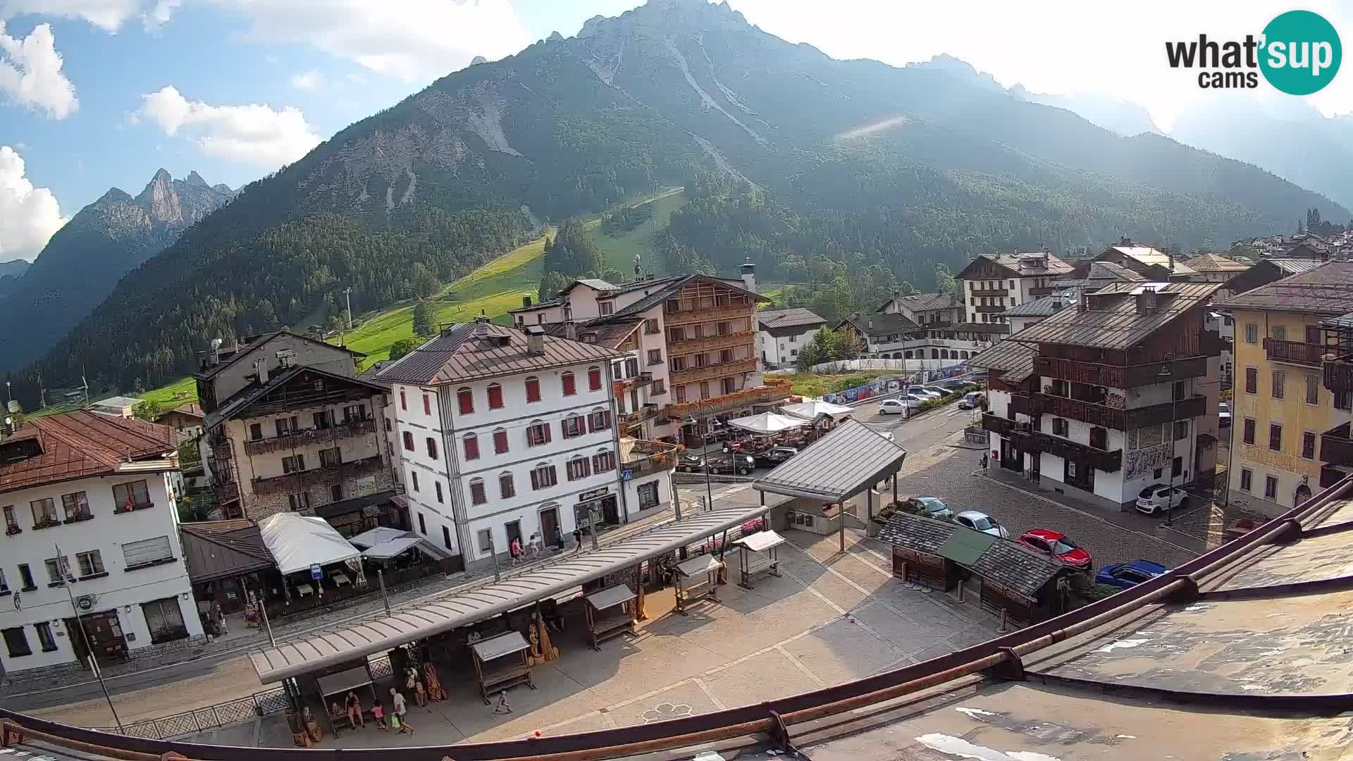 Hauptplatz von Forni di Sopra