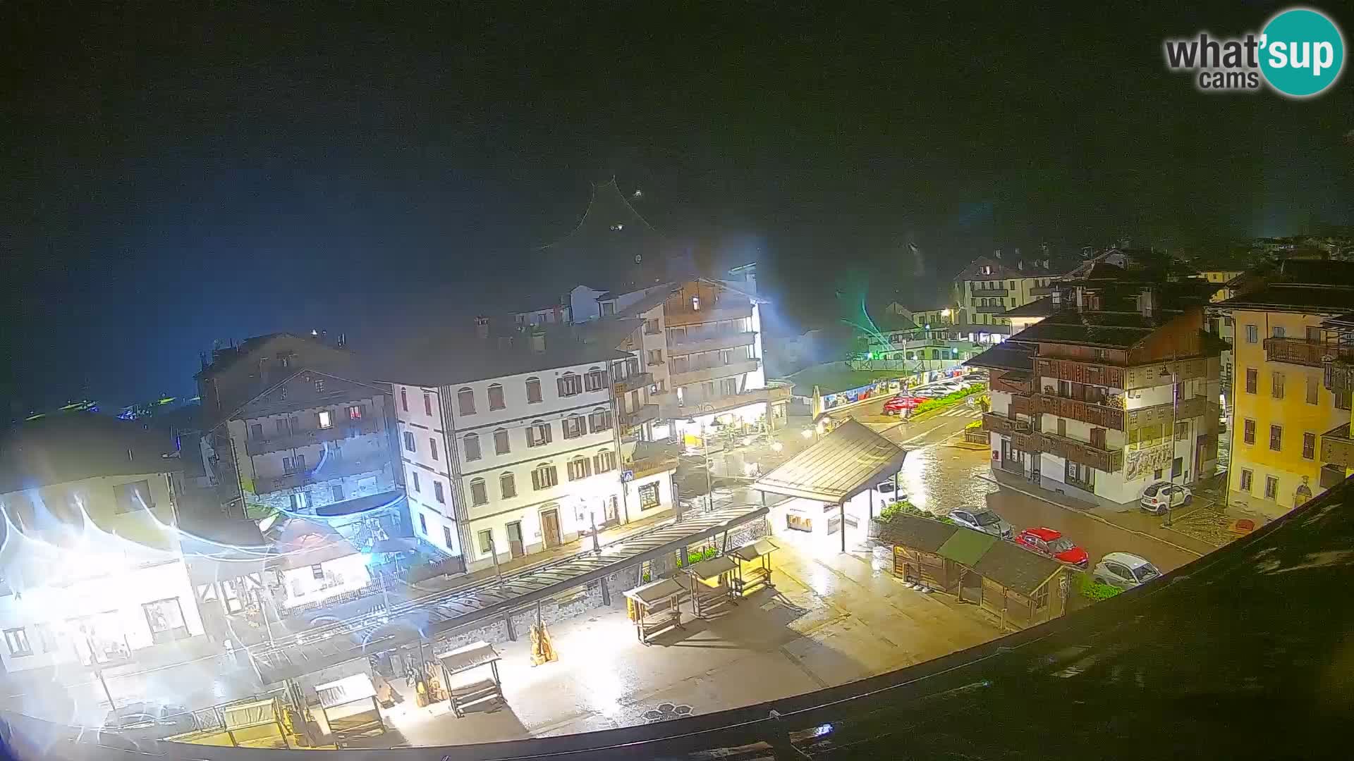 Piazza centrale di Forni di Sopra