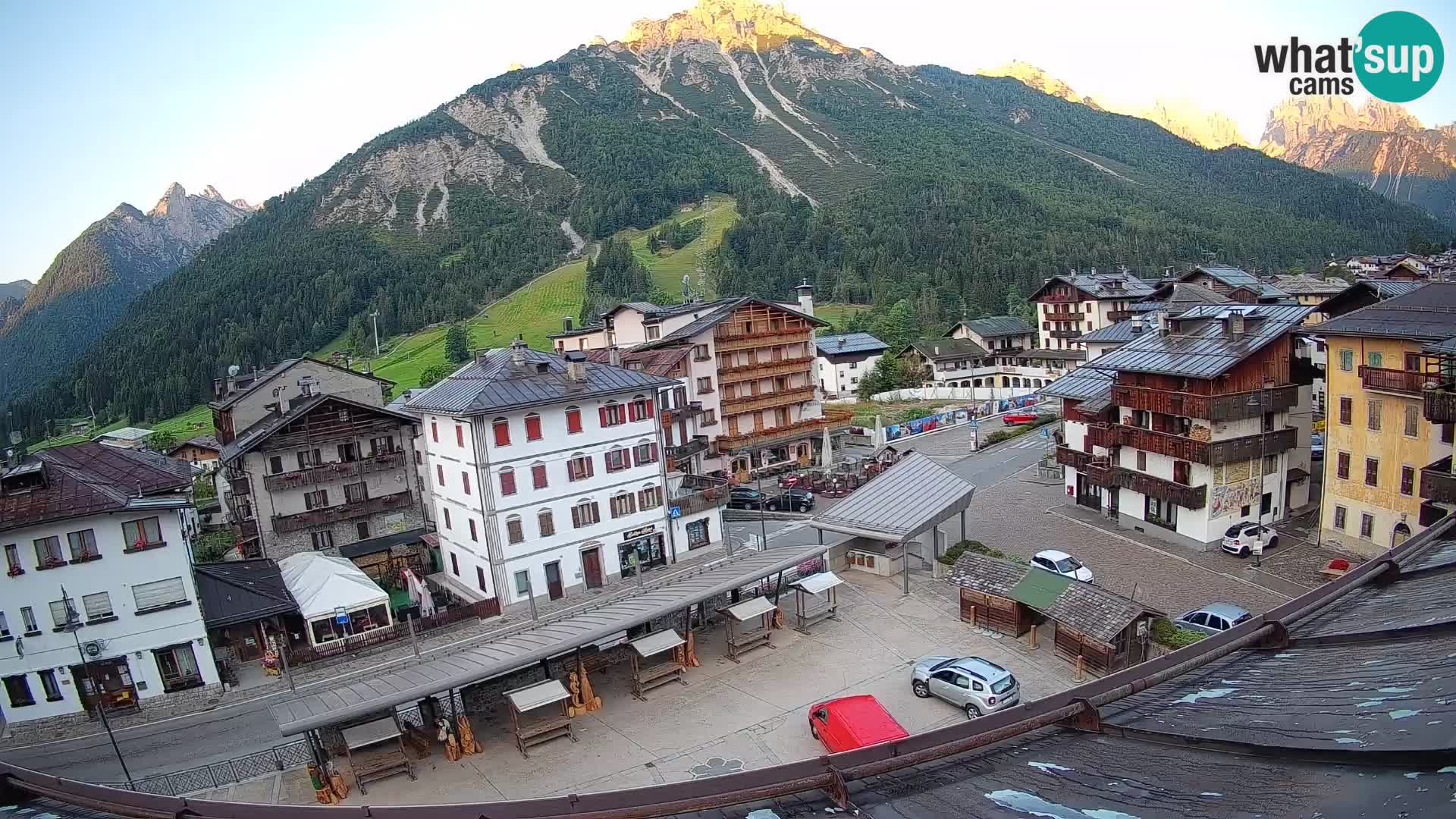Hauptplatz von Forni di Sopra