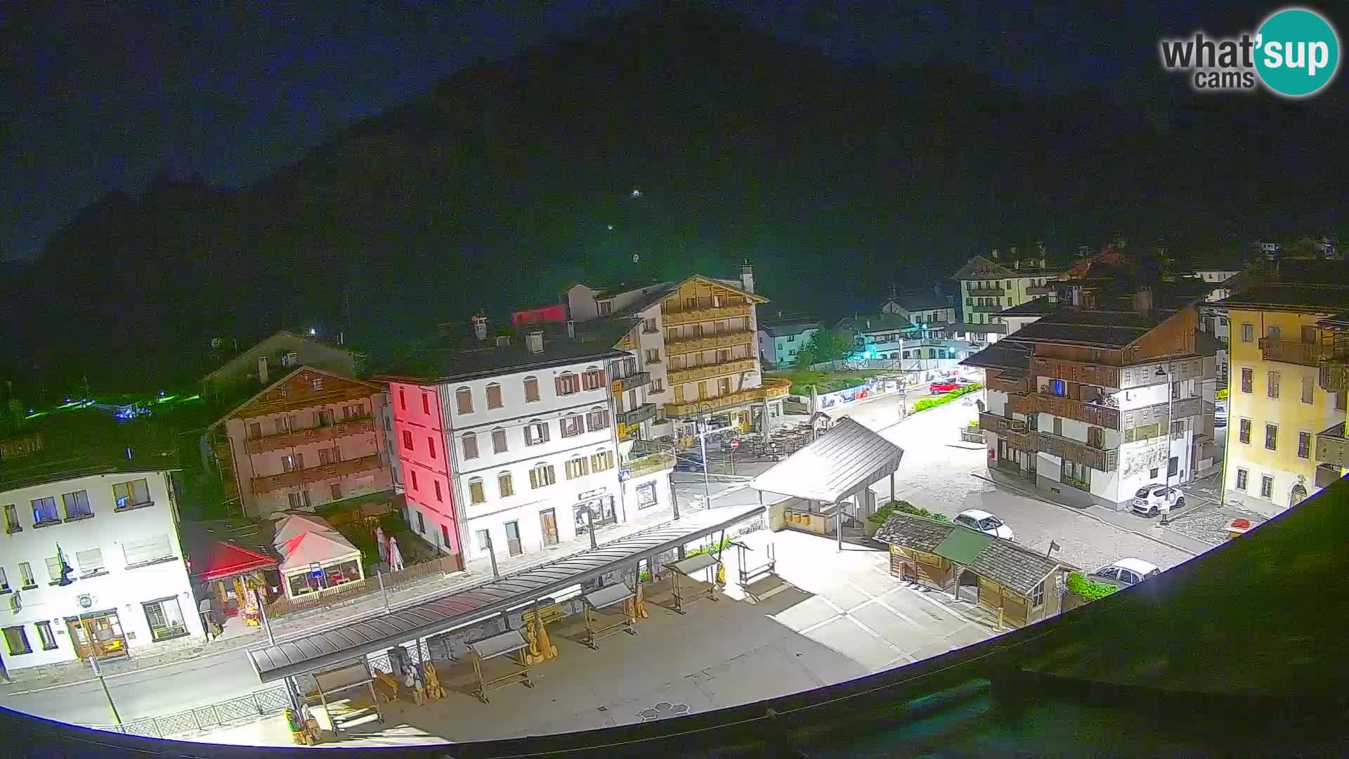 Hauptplatz von Forni di Sopra