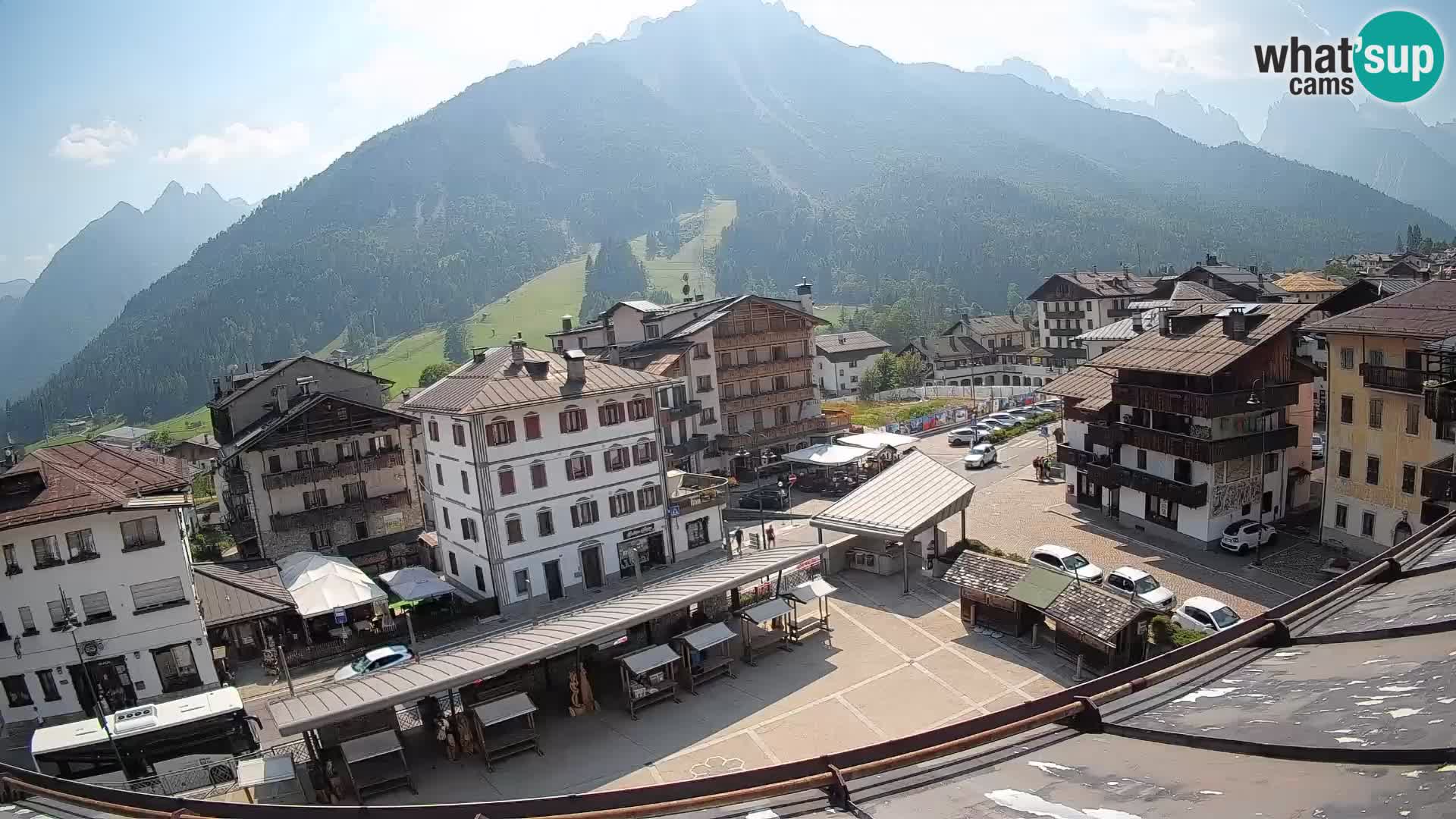 Plaza principal de Forni di Sopra
