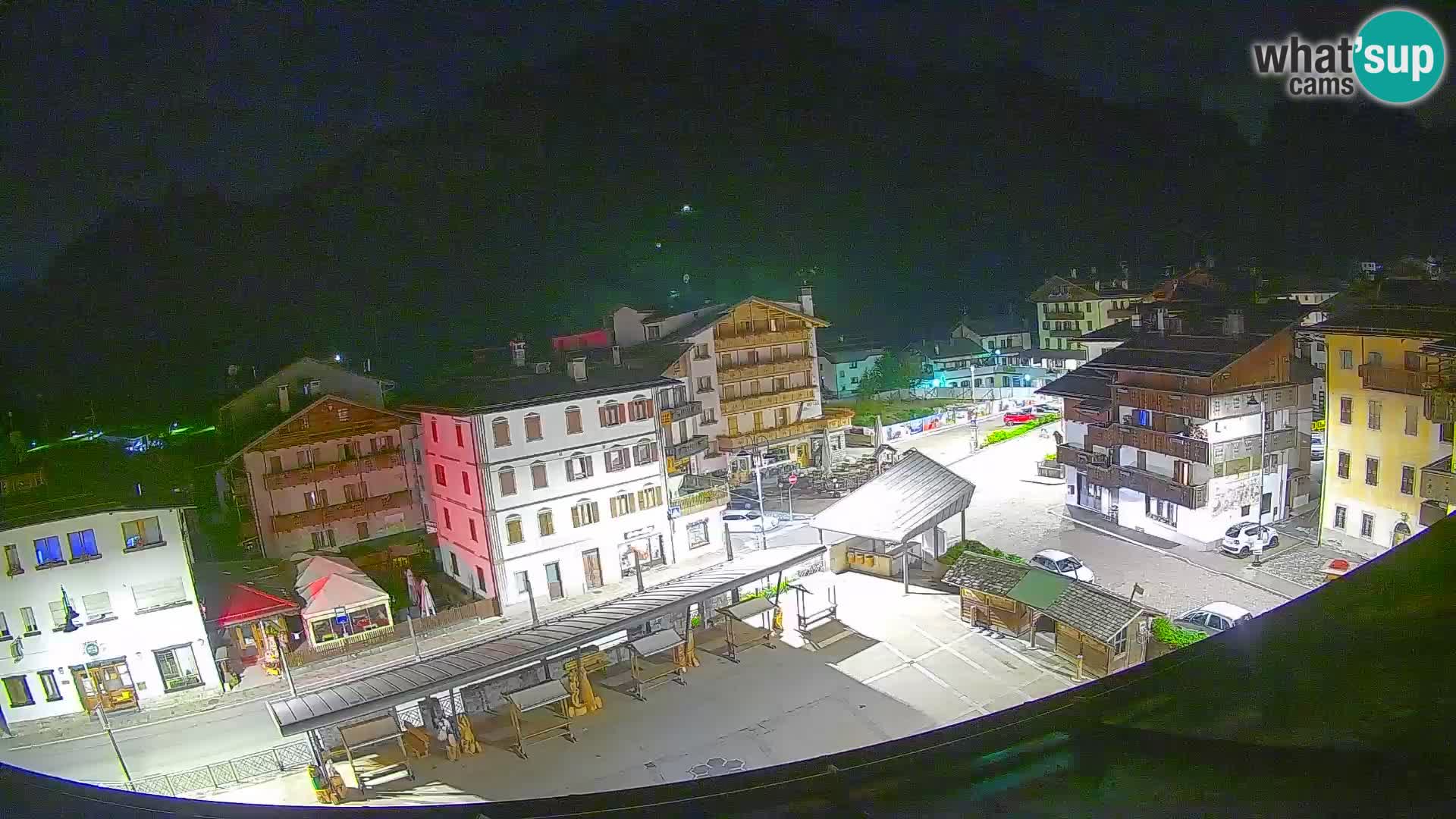 Hauptplatz von Forni di Sopra