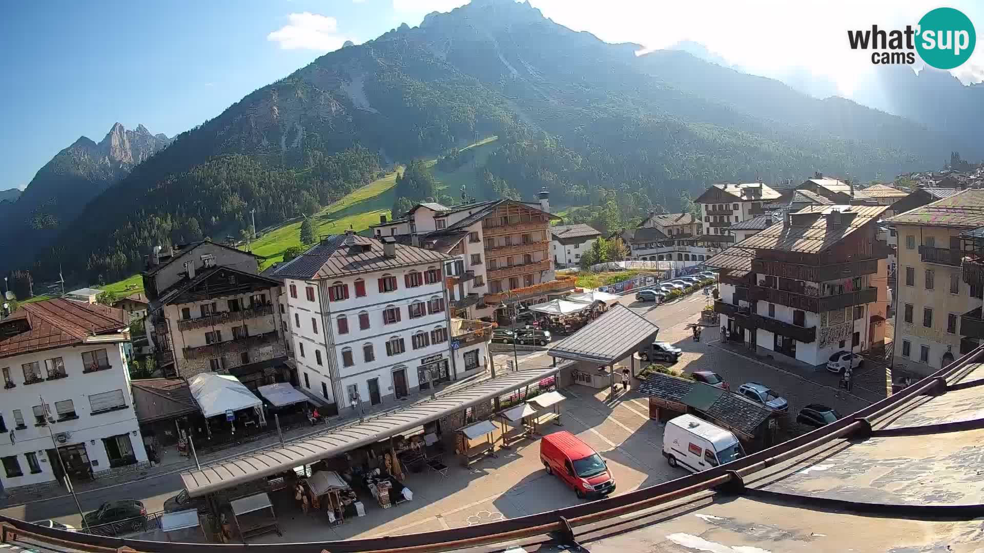Hauptplatz von Forni di Sopra