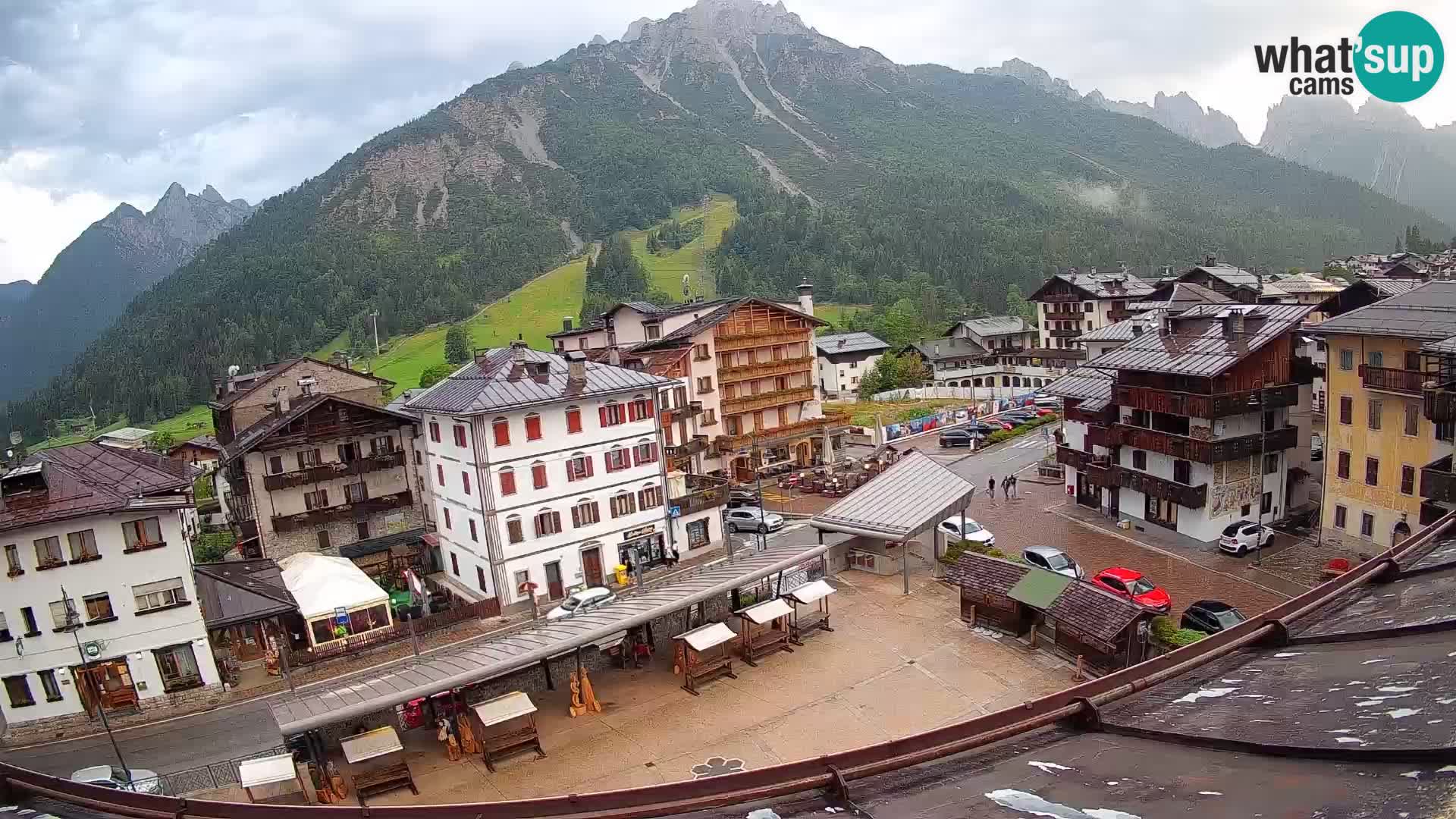 Hauptplatz von Forni di Sopra