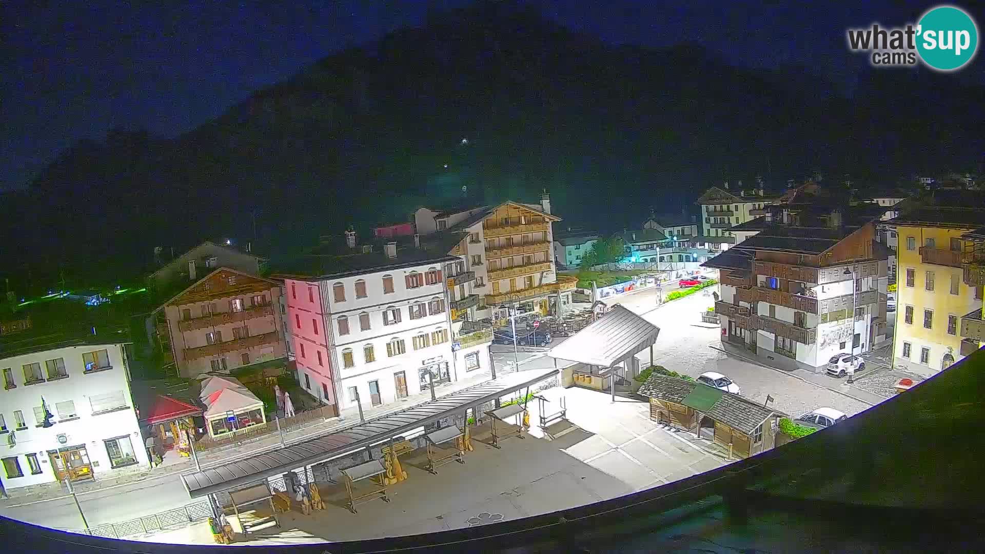 Hauptplatz von Forni di Sopra