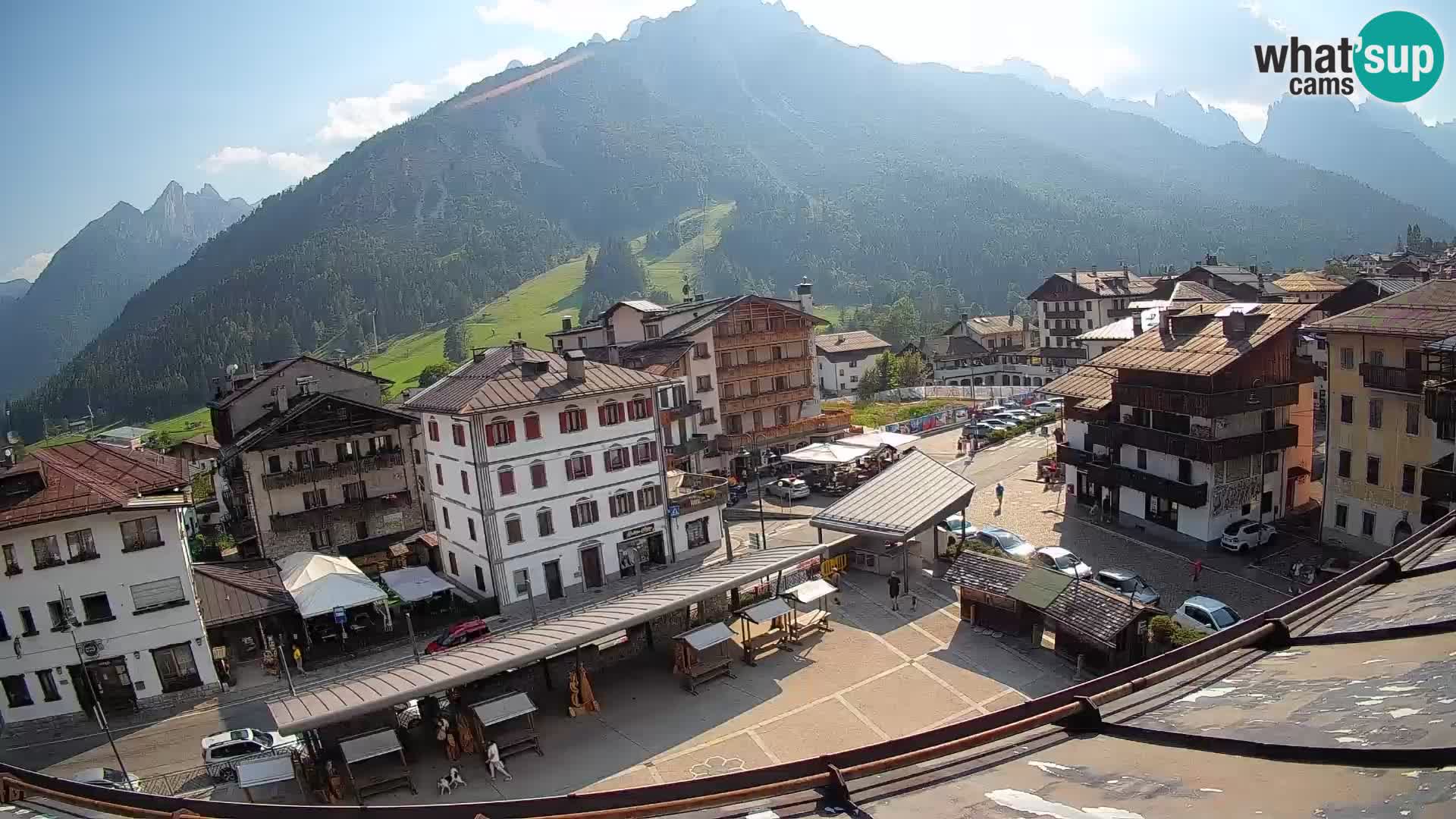 Hauptplatz von Forni di Sopra