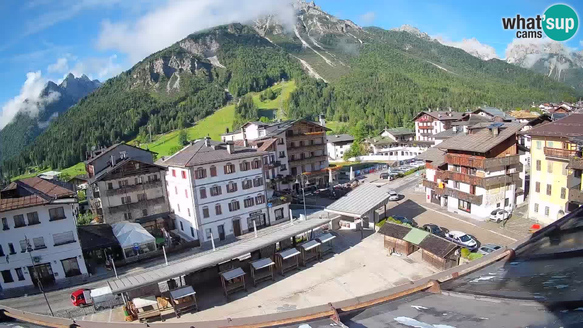 Hauptplatz von Forni di Sopra