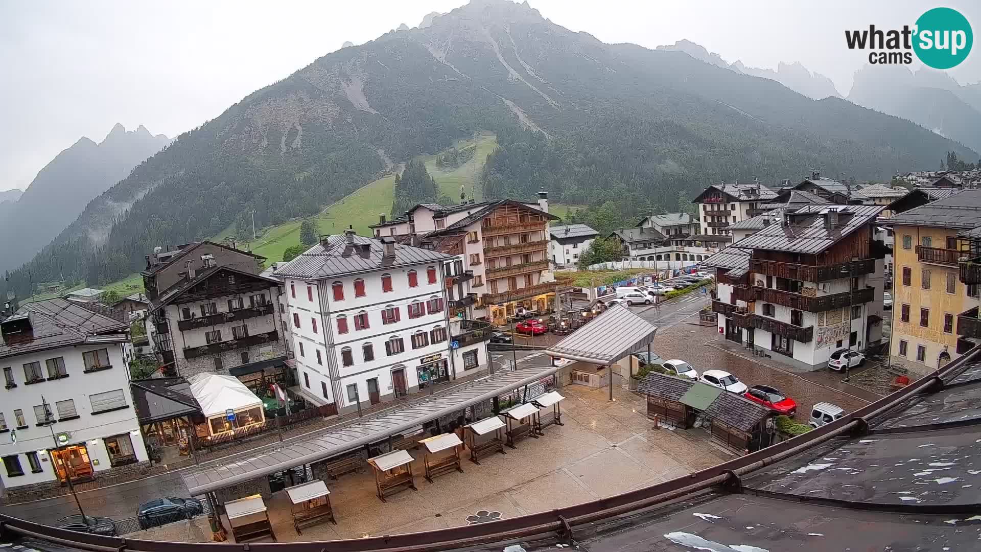 Hauptplatz von Forni di Sopra