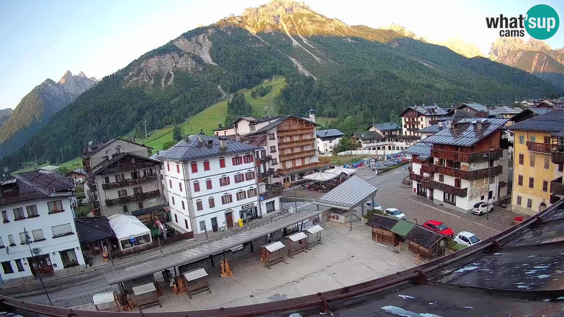 Hauptplatz von Forni di Sopra