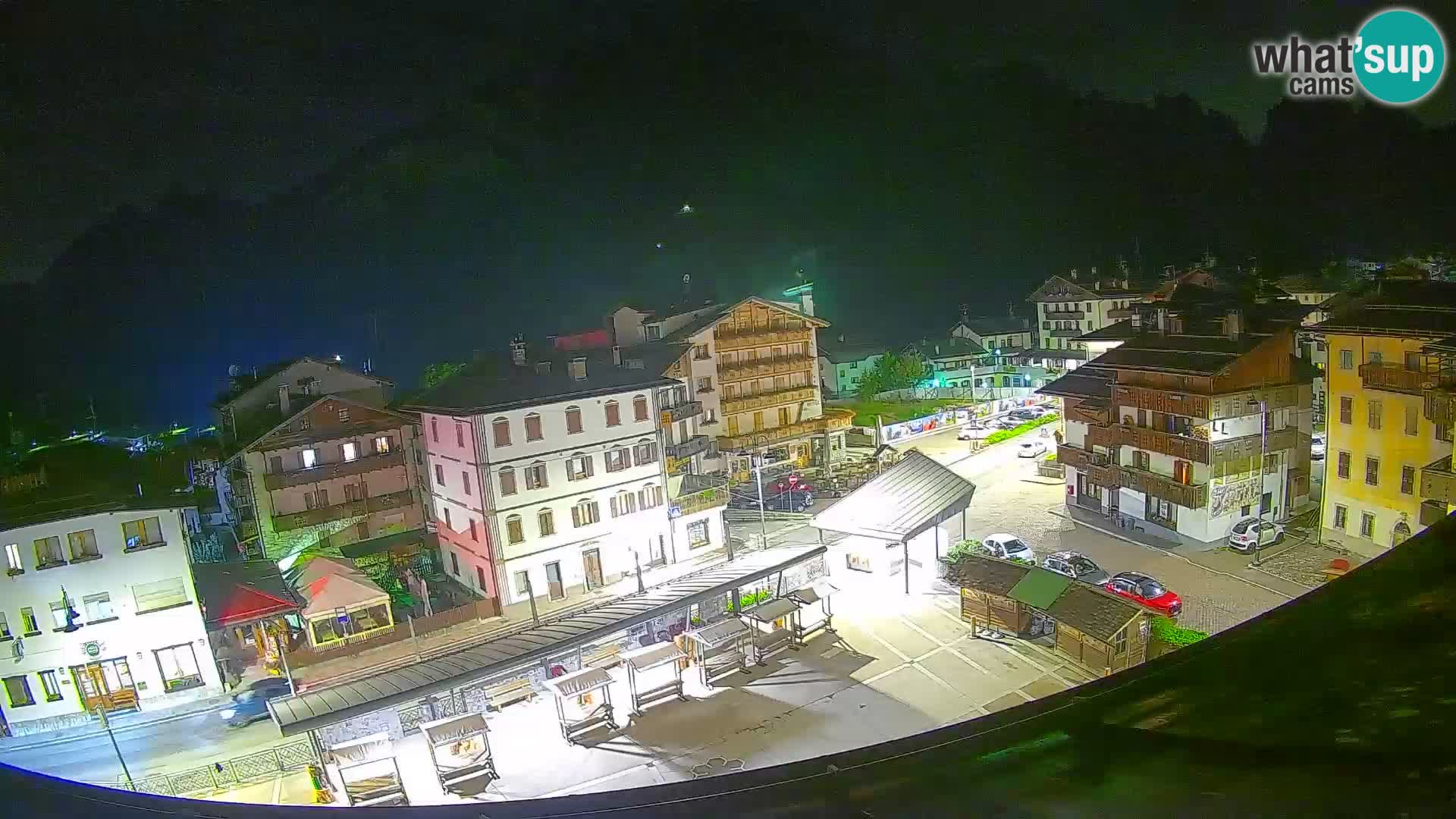 Hauptplatz von Forni di Sopra