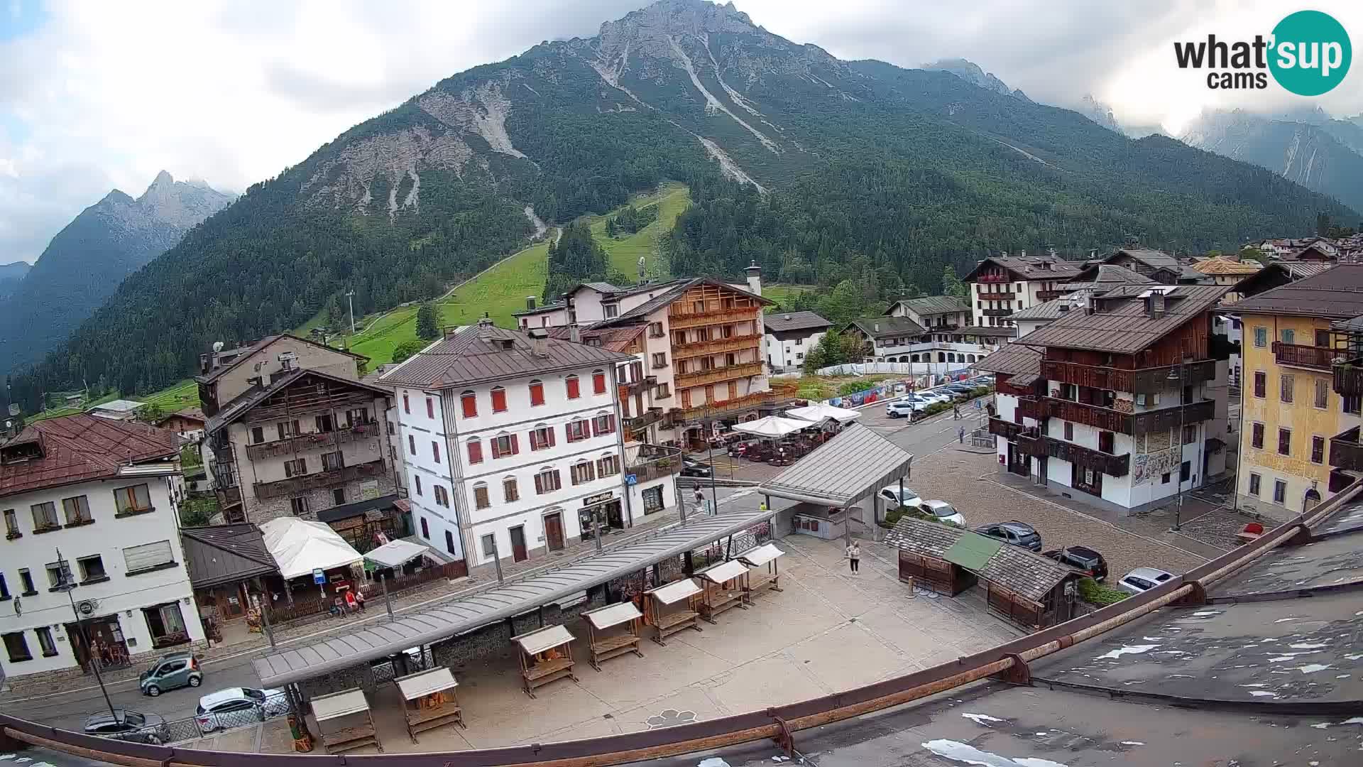 Hauptplatz von Forni di Sopra