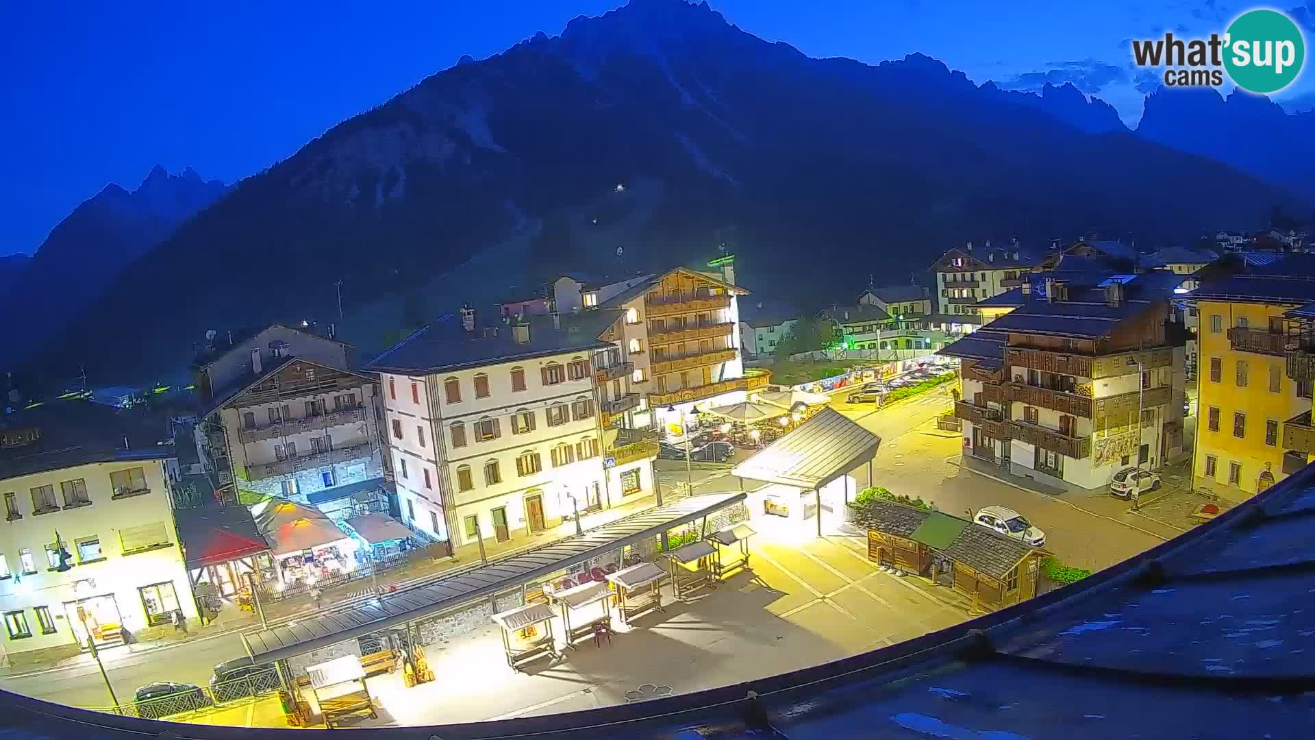 Hauptplatz von Forni di Sopra
