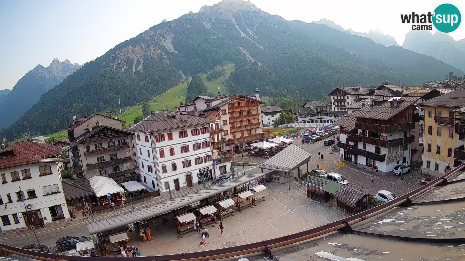 Hauptplatz von Forni di Sopra