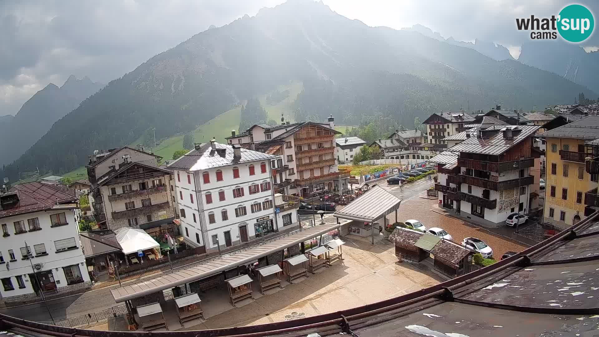 Hauptplatz von Forni di Sopra