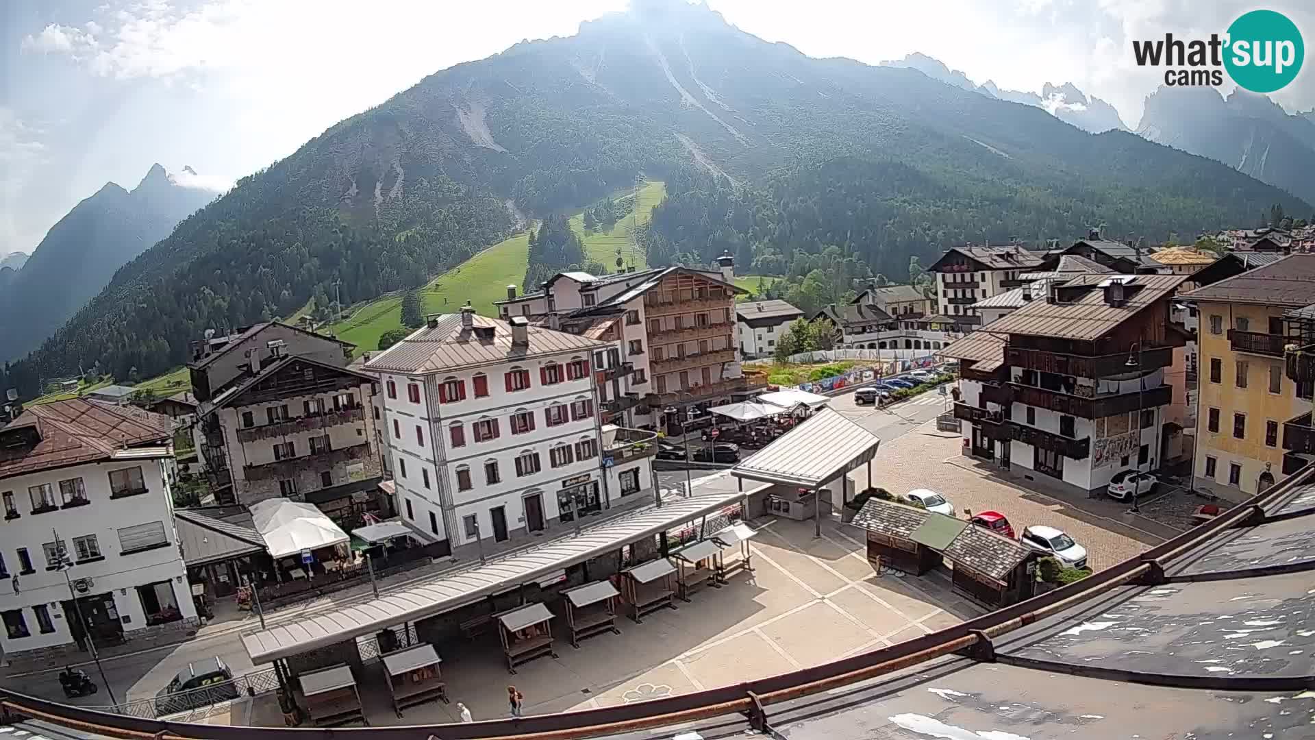 Hauptplatz von Forni di Sopra