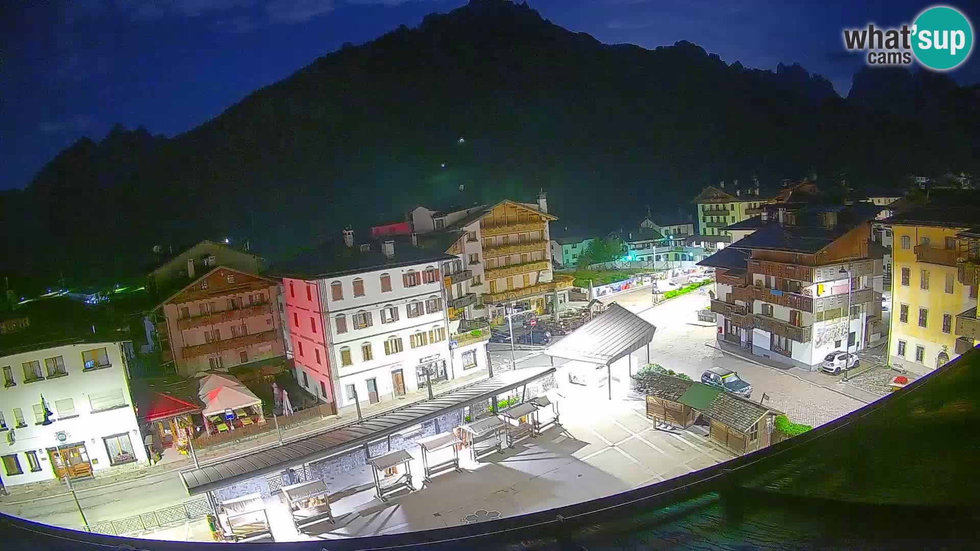 Hauptplatz von Forni di Sopra