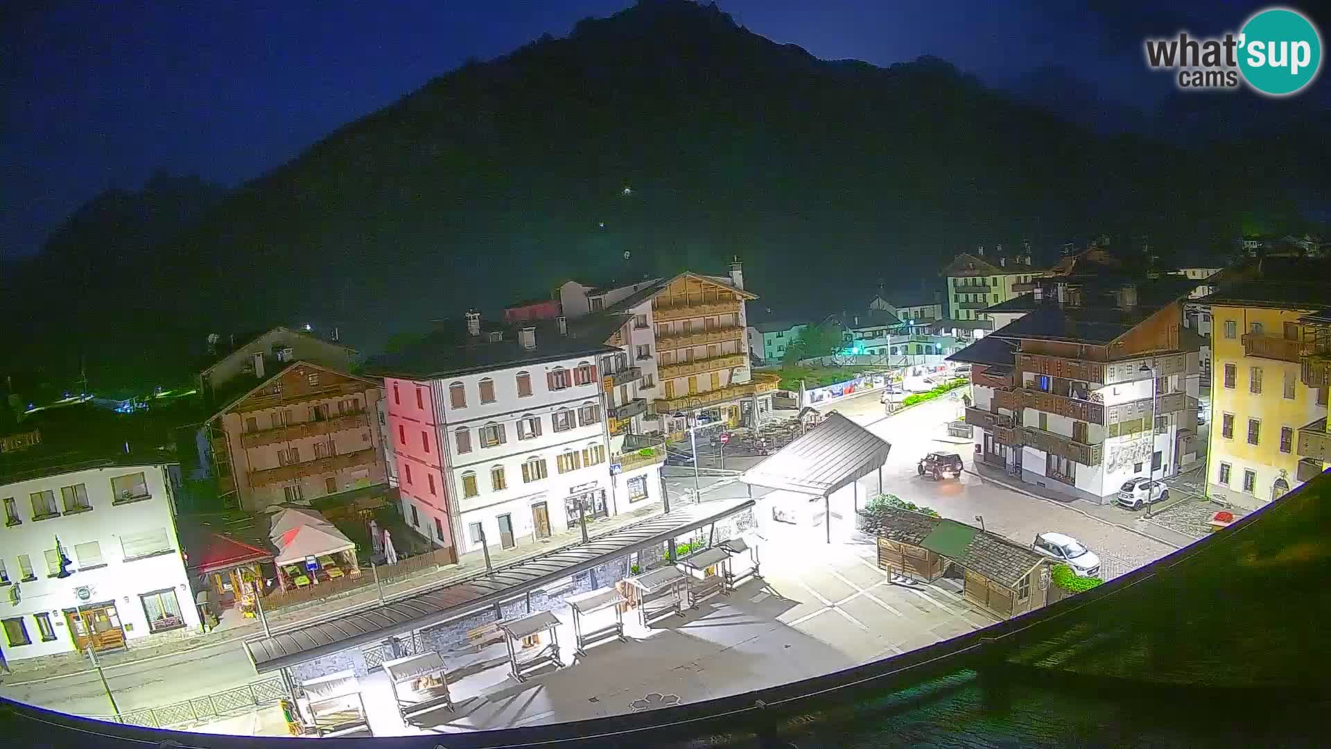 Hauptplatz von Forni di Sopra