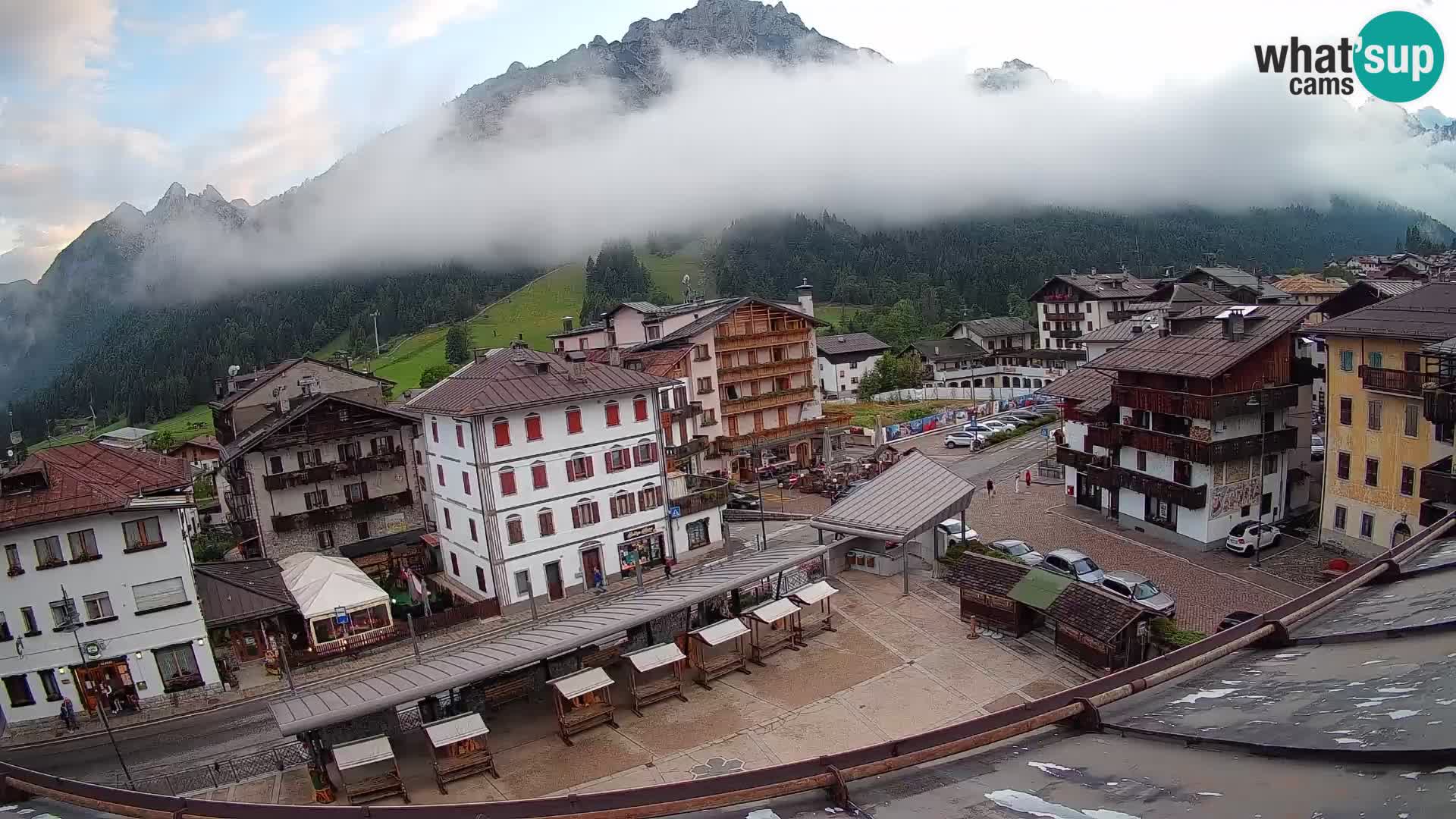 Hauptplatz von Forni di Sopra
