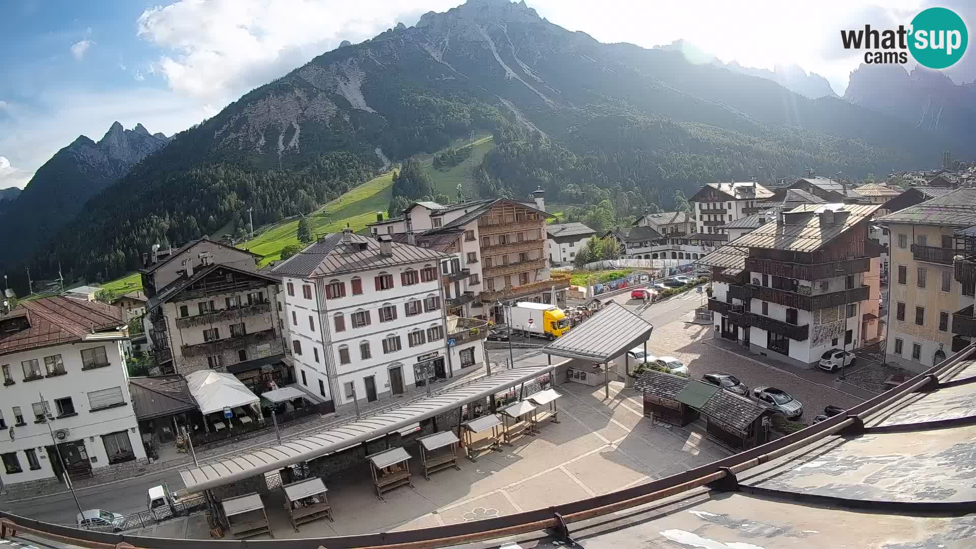 Hauptplatz von Forni di Sopra