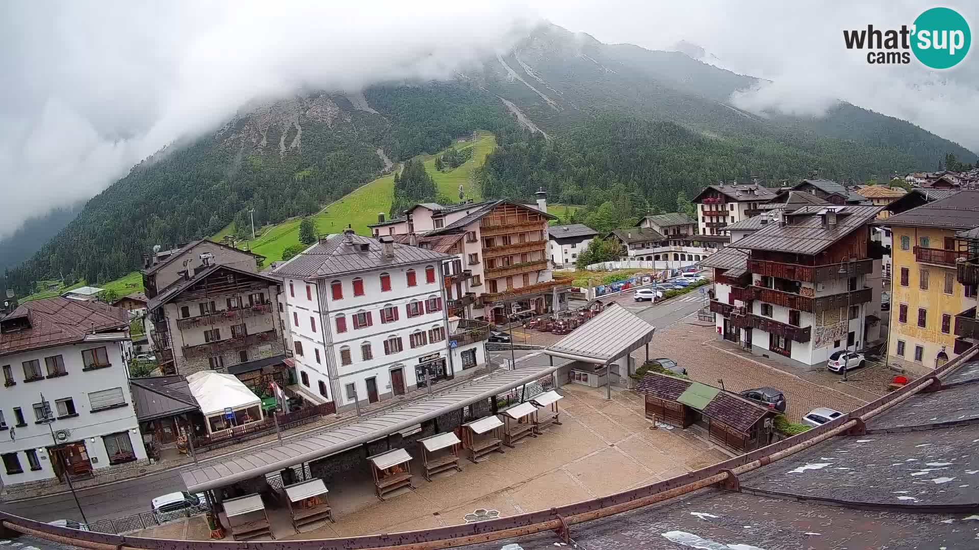 Hauptplatz von Forni di Sopra