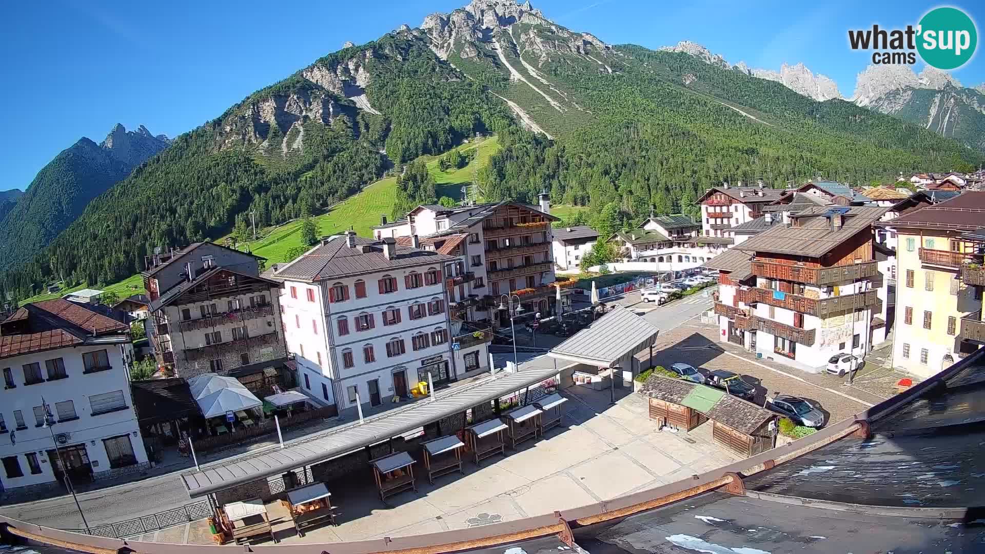 Hauptplatz von Forni di Sopra