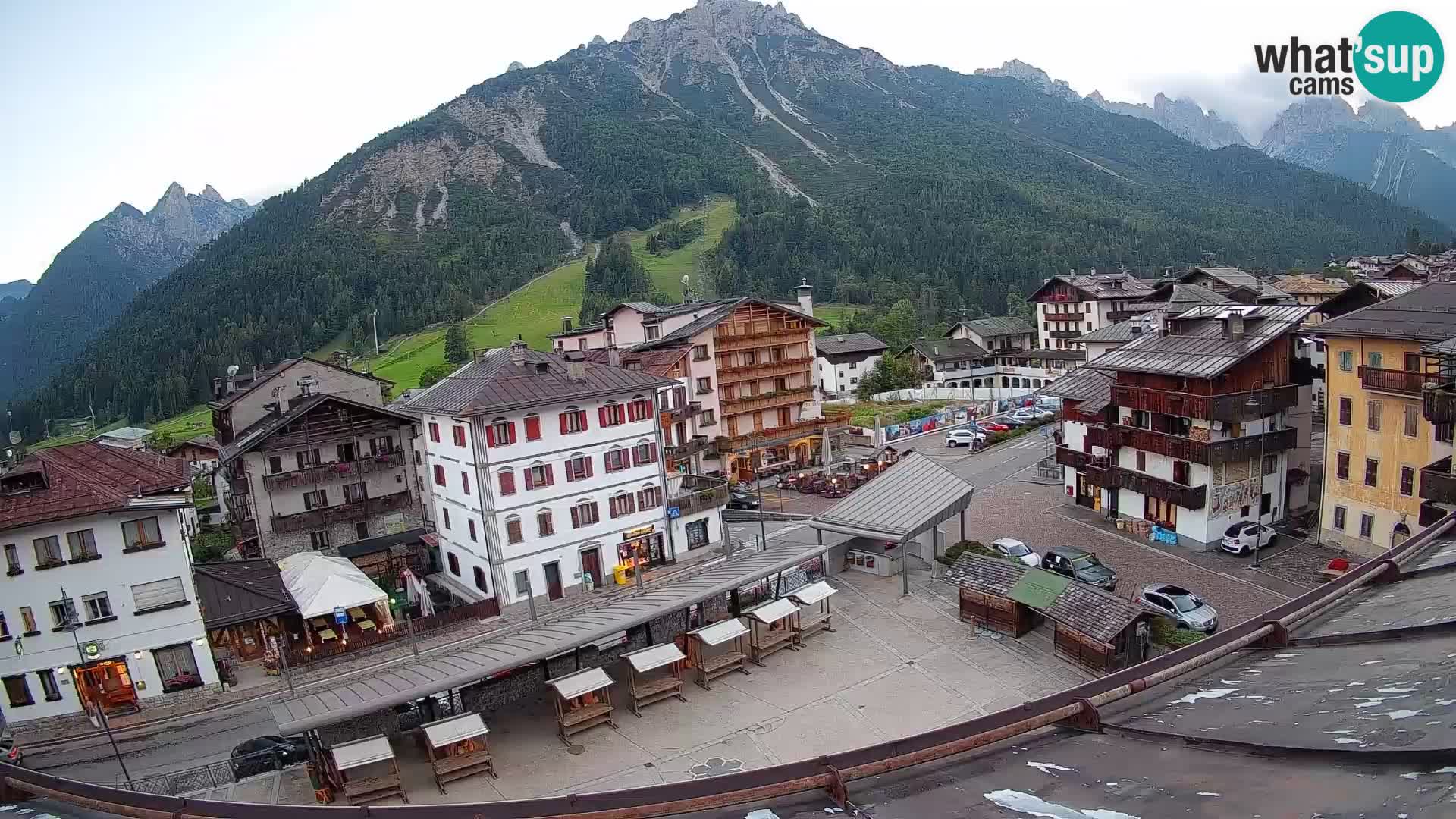 Hauptplatz von Forni di Sopra
