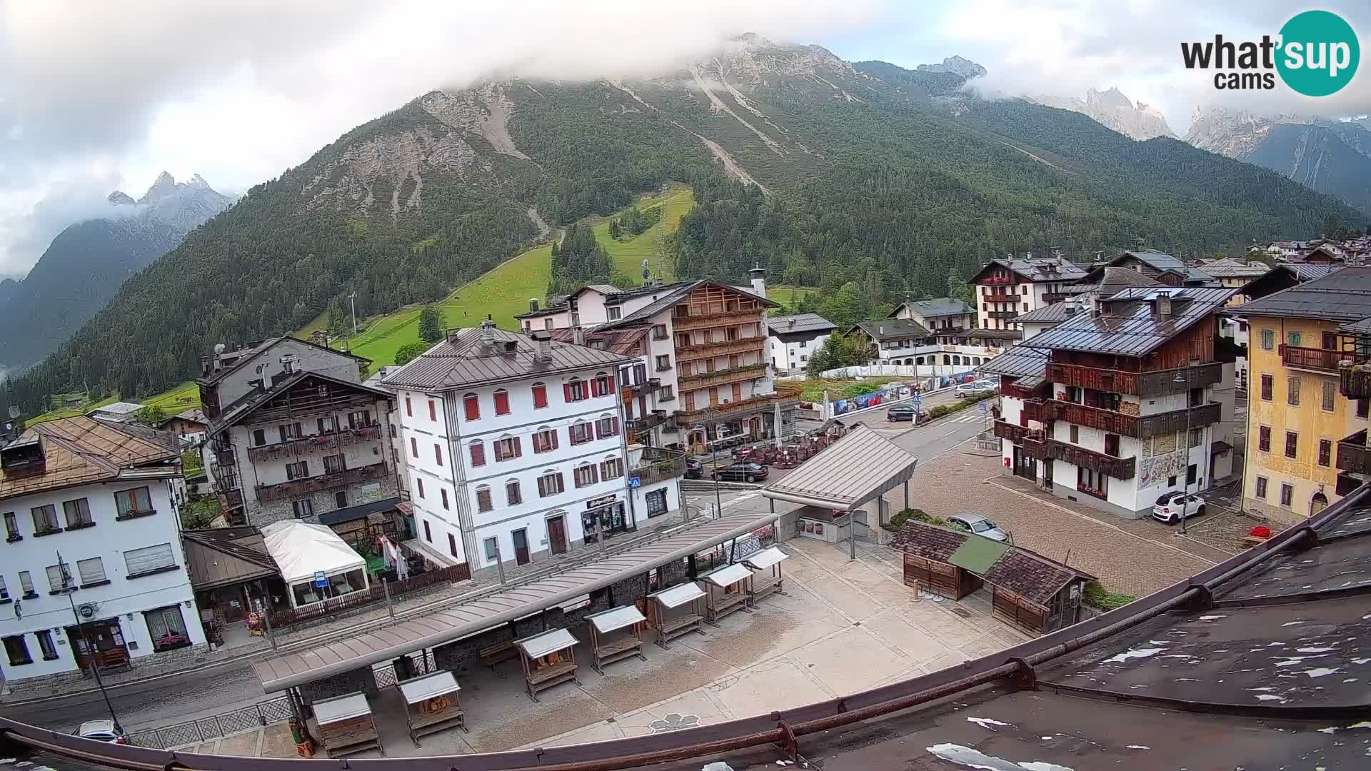 Hauptplatz von Forni di Sopra