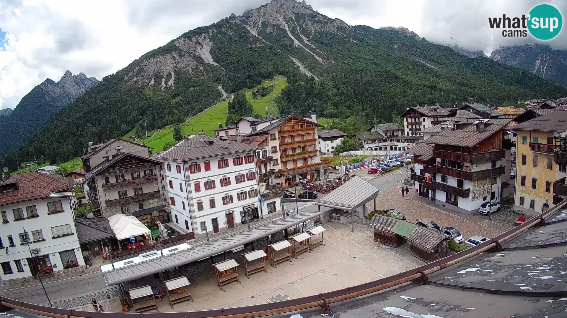 Hauptplatz von Forni di Sopra