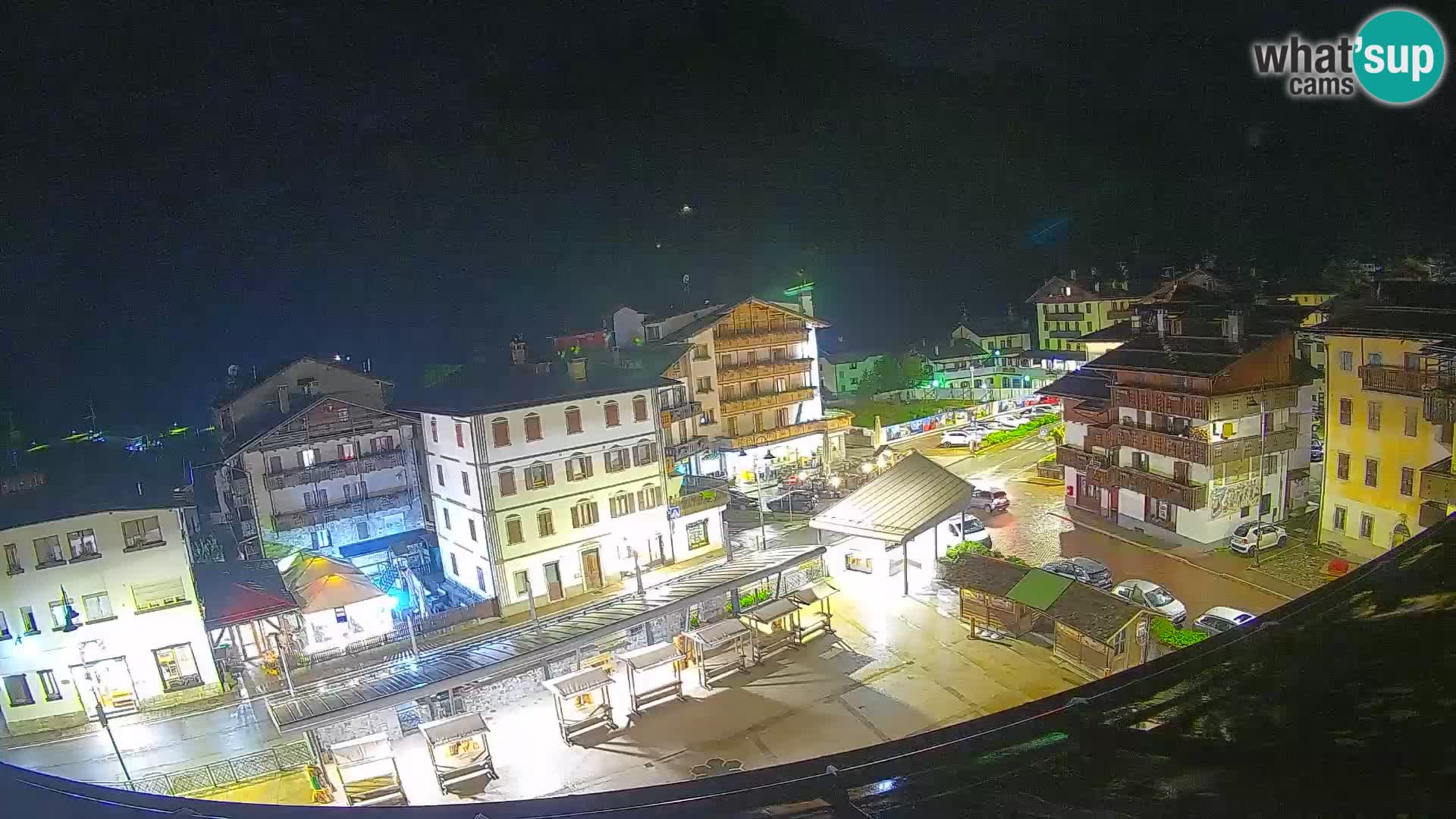 Hauptplatz von Forni di Sopra