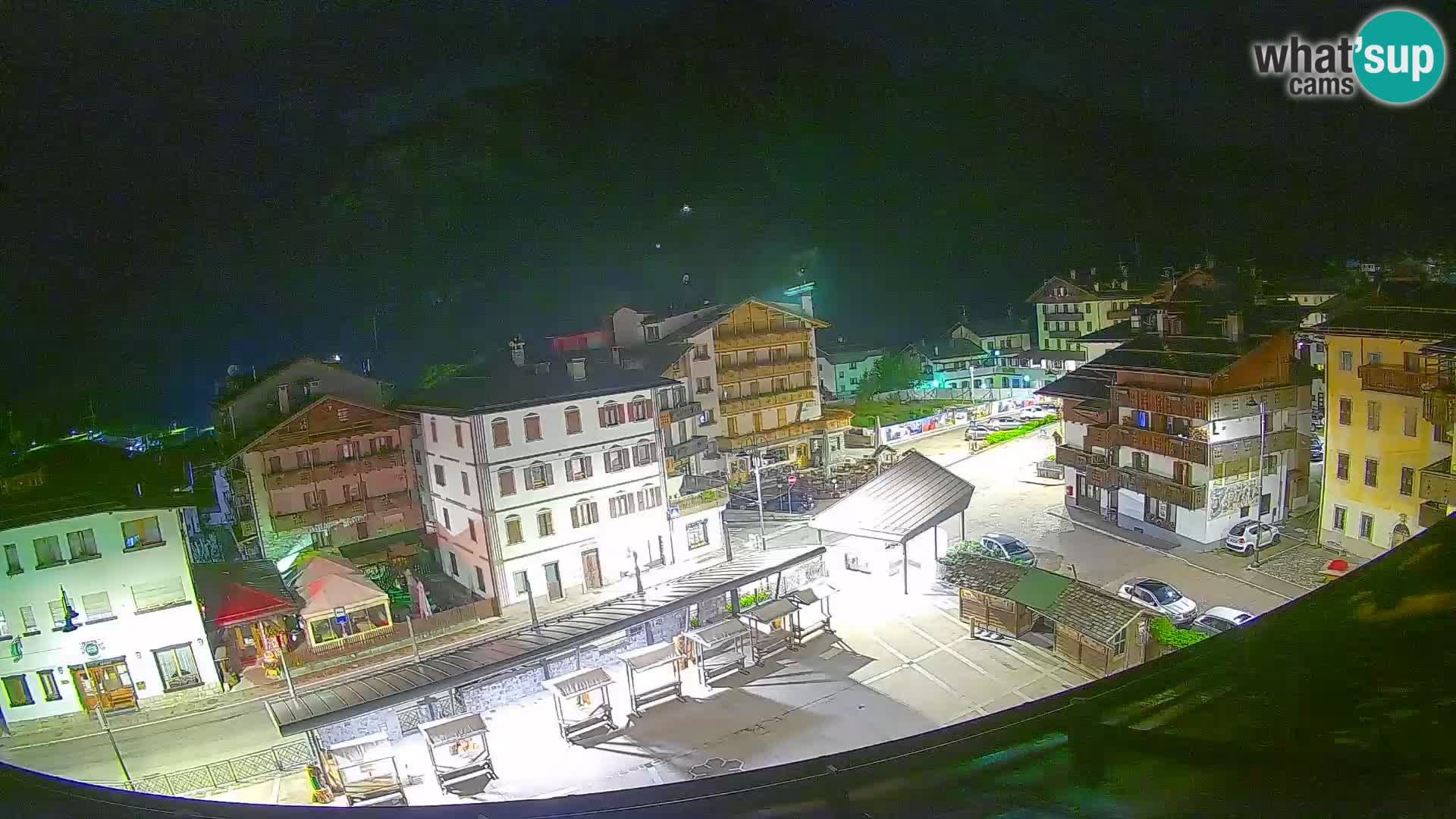 Hauptplatz von Forni di Sopra