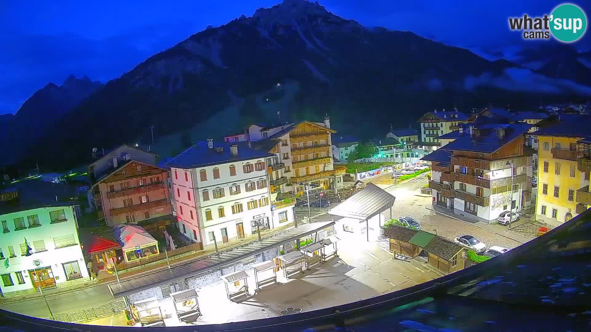 Hauptplatz von Forni di Sopra