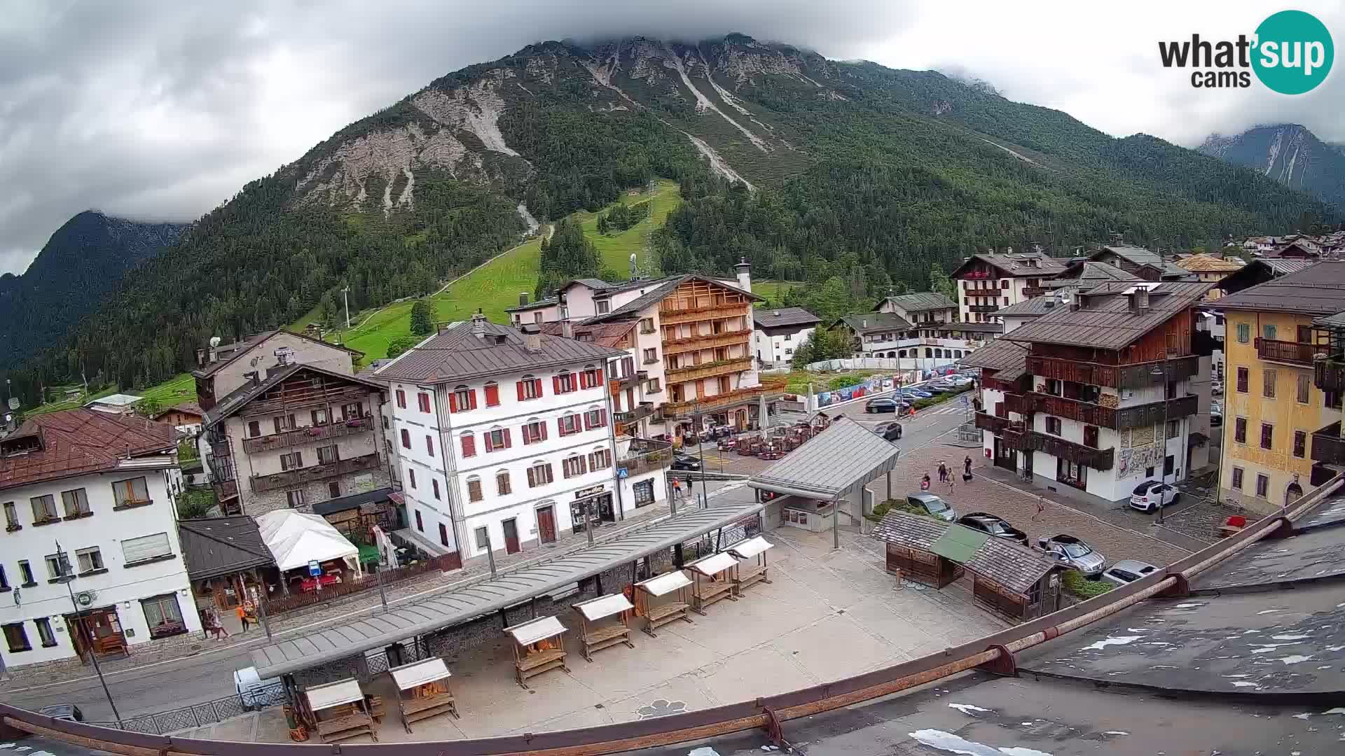 Hauptplatz von Forni di Sopra