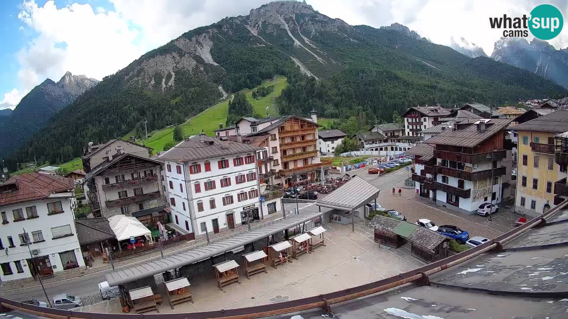 Hauptplatz von Forni di Sopra