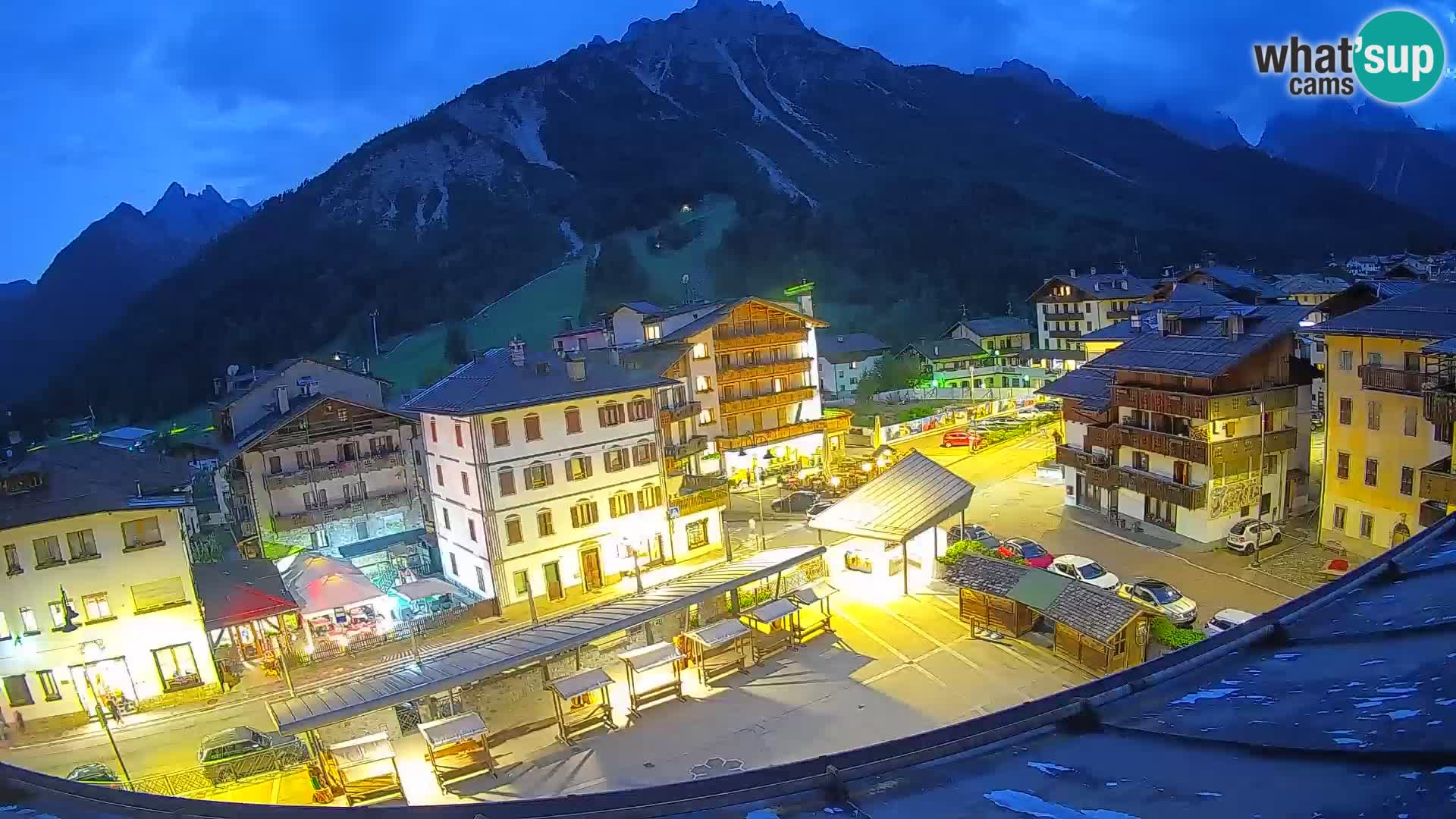 Hauptplatz von Forni di Sopra