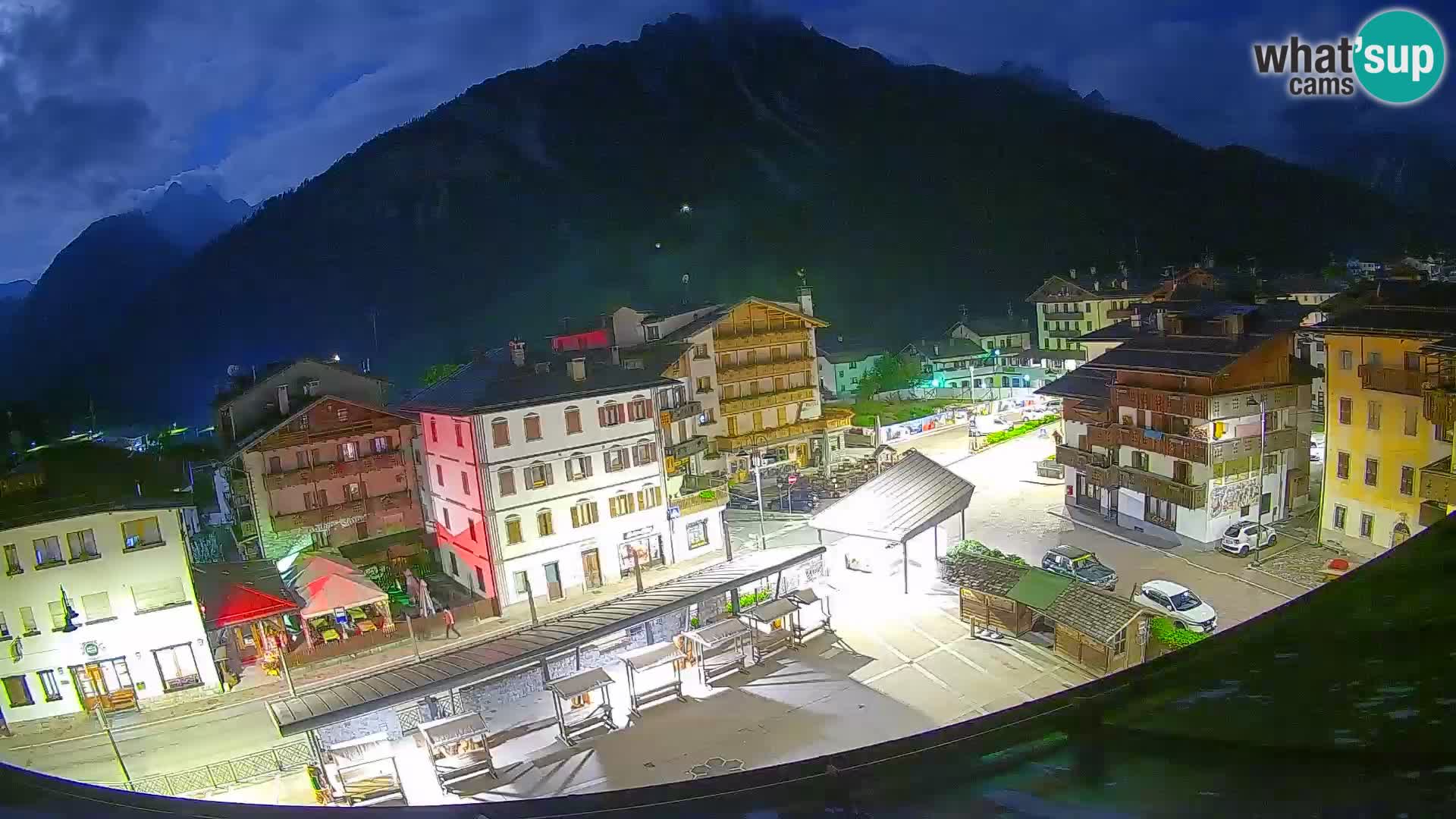 Hauptplatz von Forni di Sopra