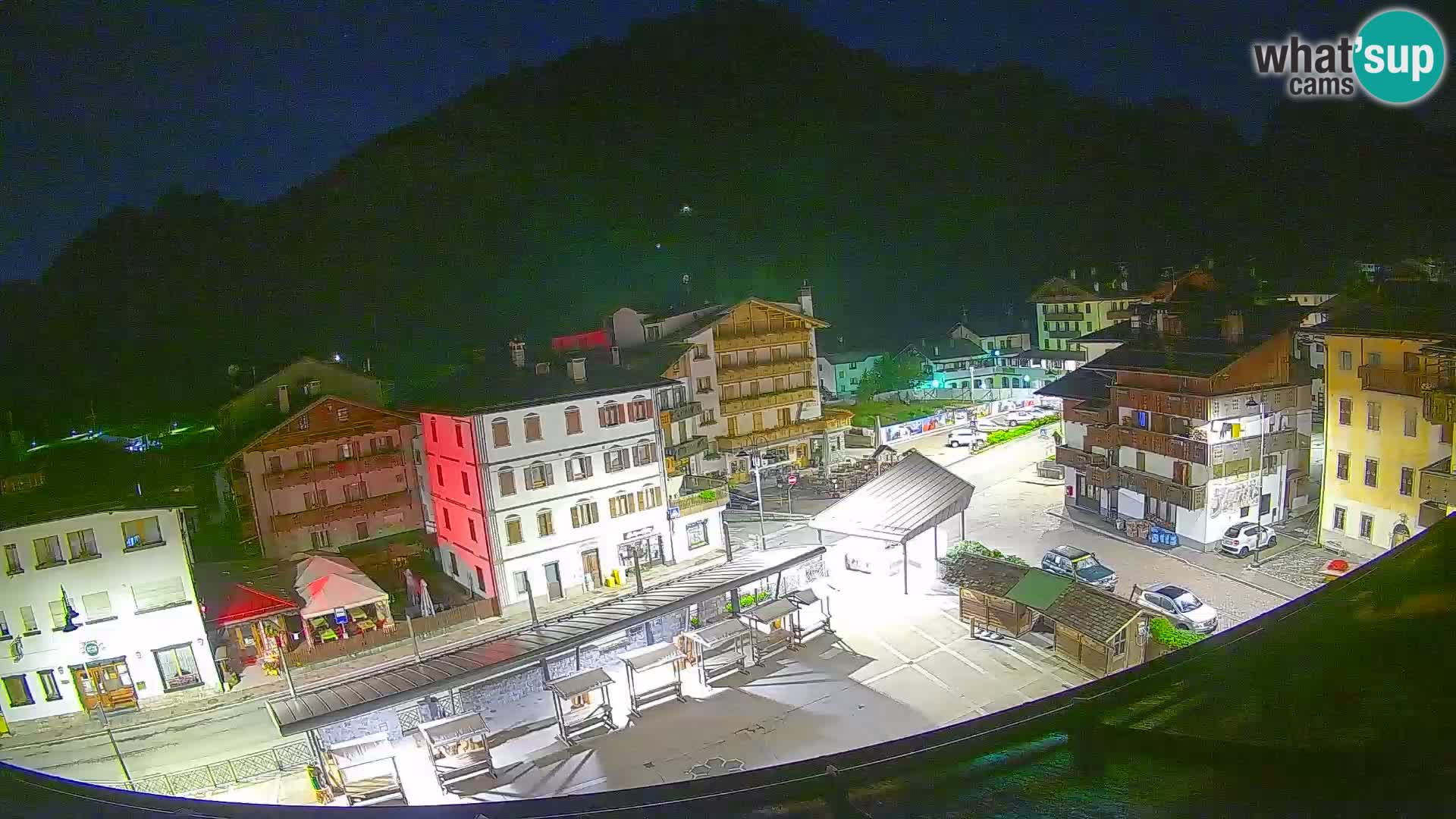 Hauptplatz von Forni di Sopra