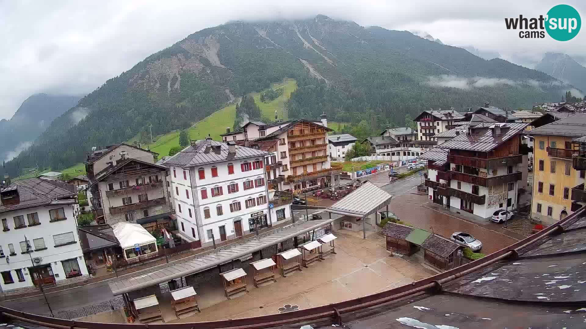Hauptplatz von Forni di Sopra