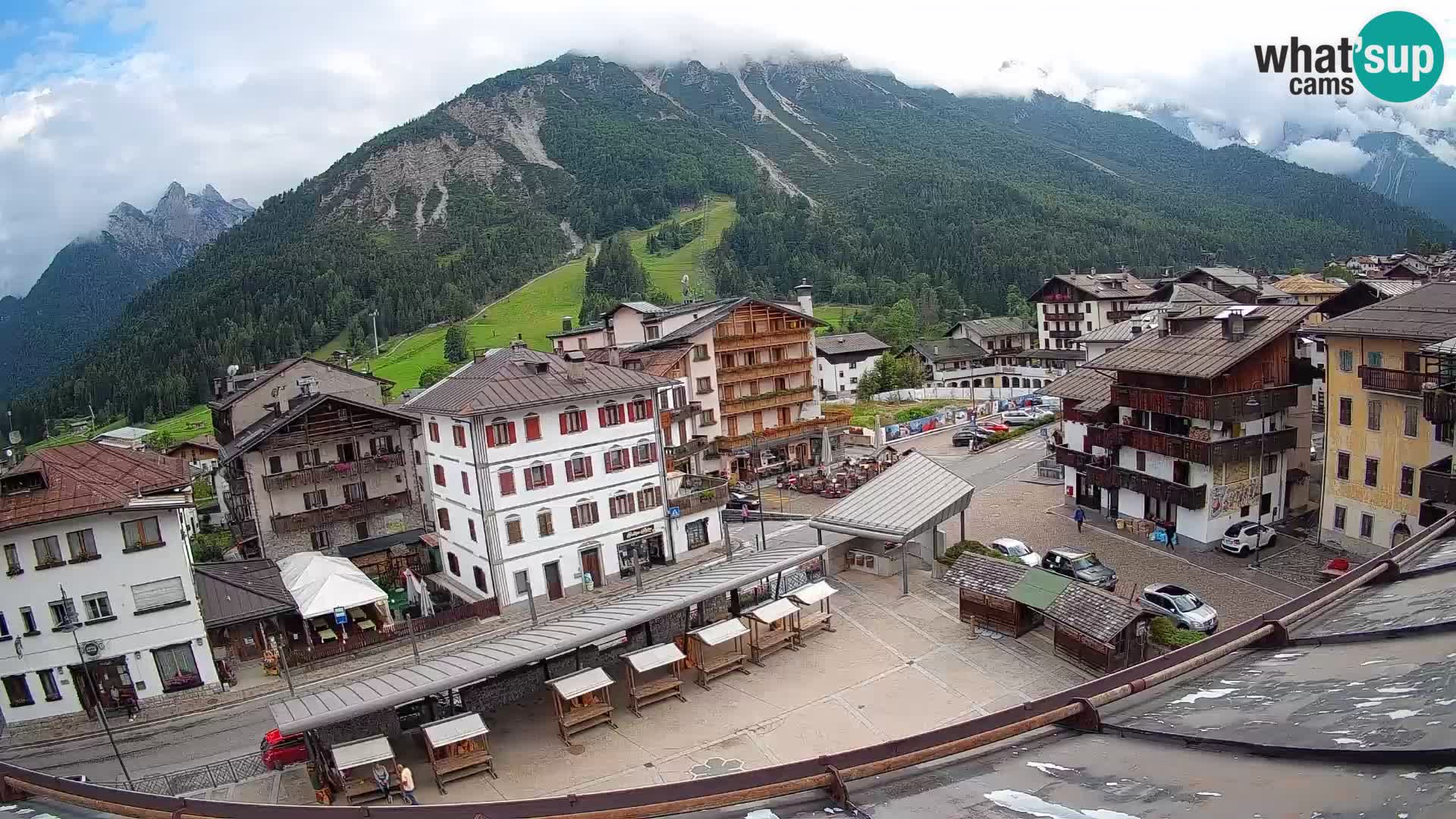 Hauptplatz von Forni di Sopra