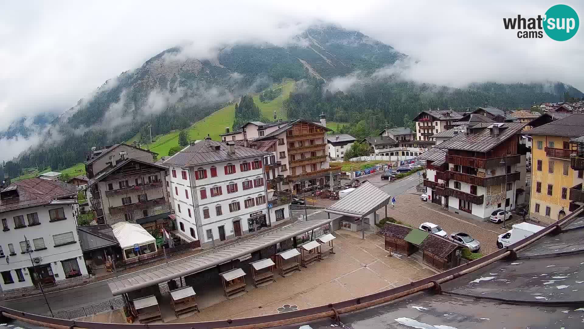 Hauptplatz von Forni di Sopra