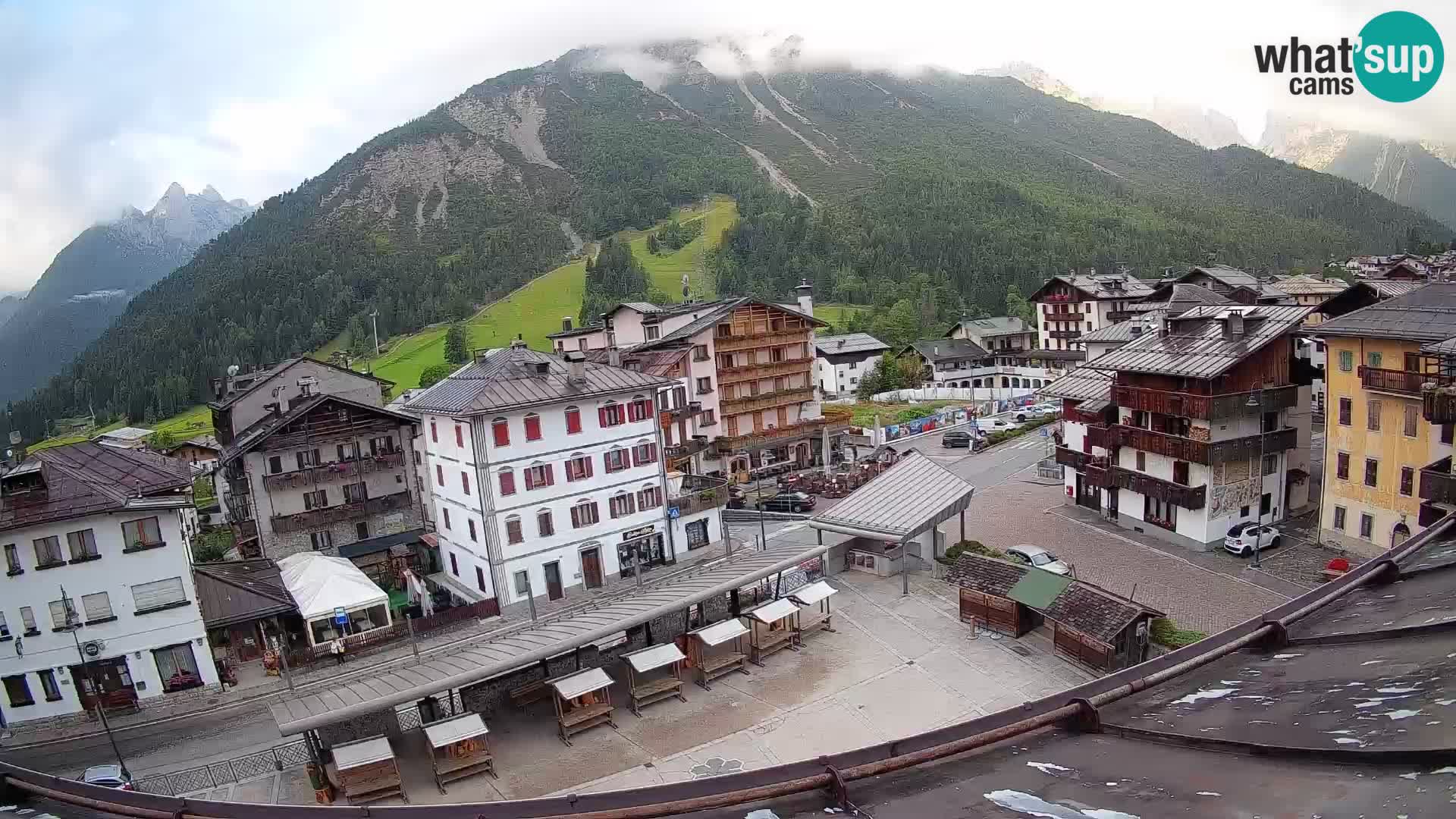 Hauptplatz von Forni di Sopra